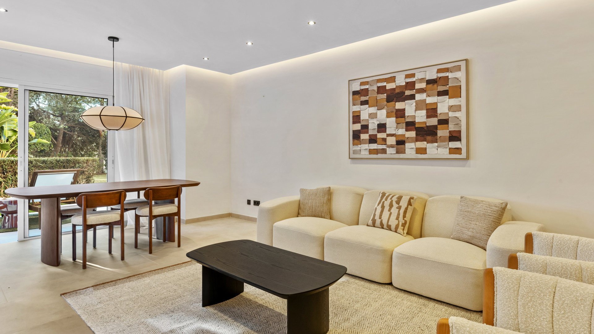 Apartment 3 Bedrooms 2 Bathrooms in Marbella, Costa del Sol