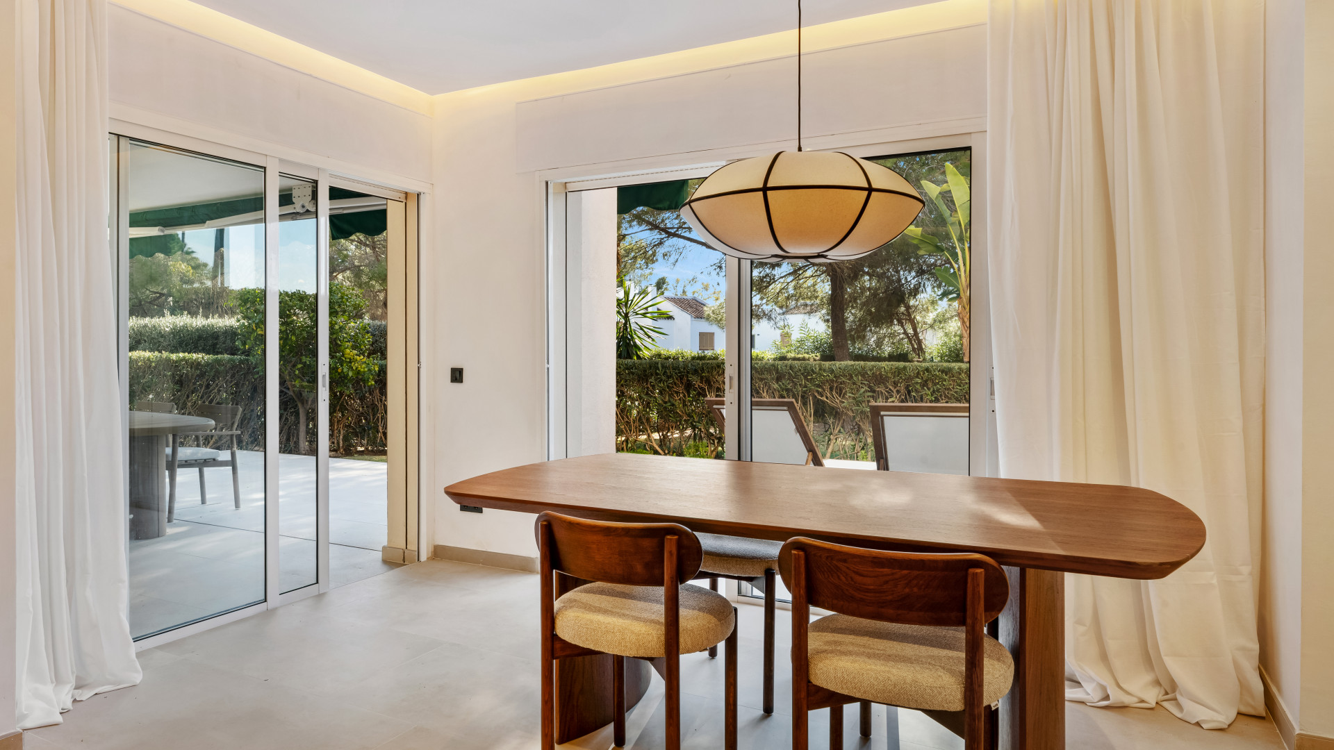 Apartment 3 Bedrooms 2 Bathrooms in Marbella, Costa del Sol