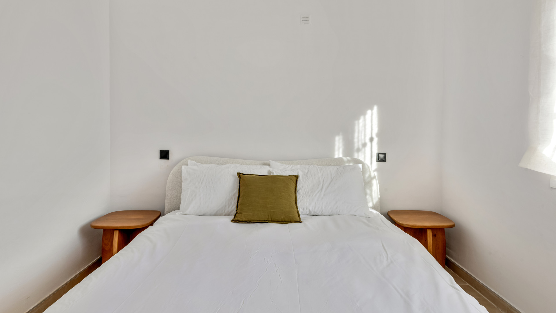 Apartment 3 Bedrooms 2 Bathrooms in Marbella, Costa del Sol