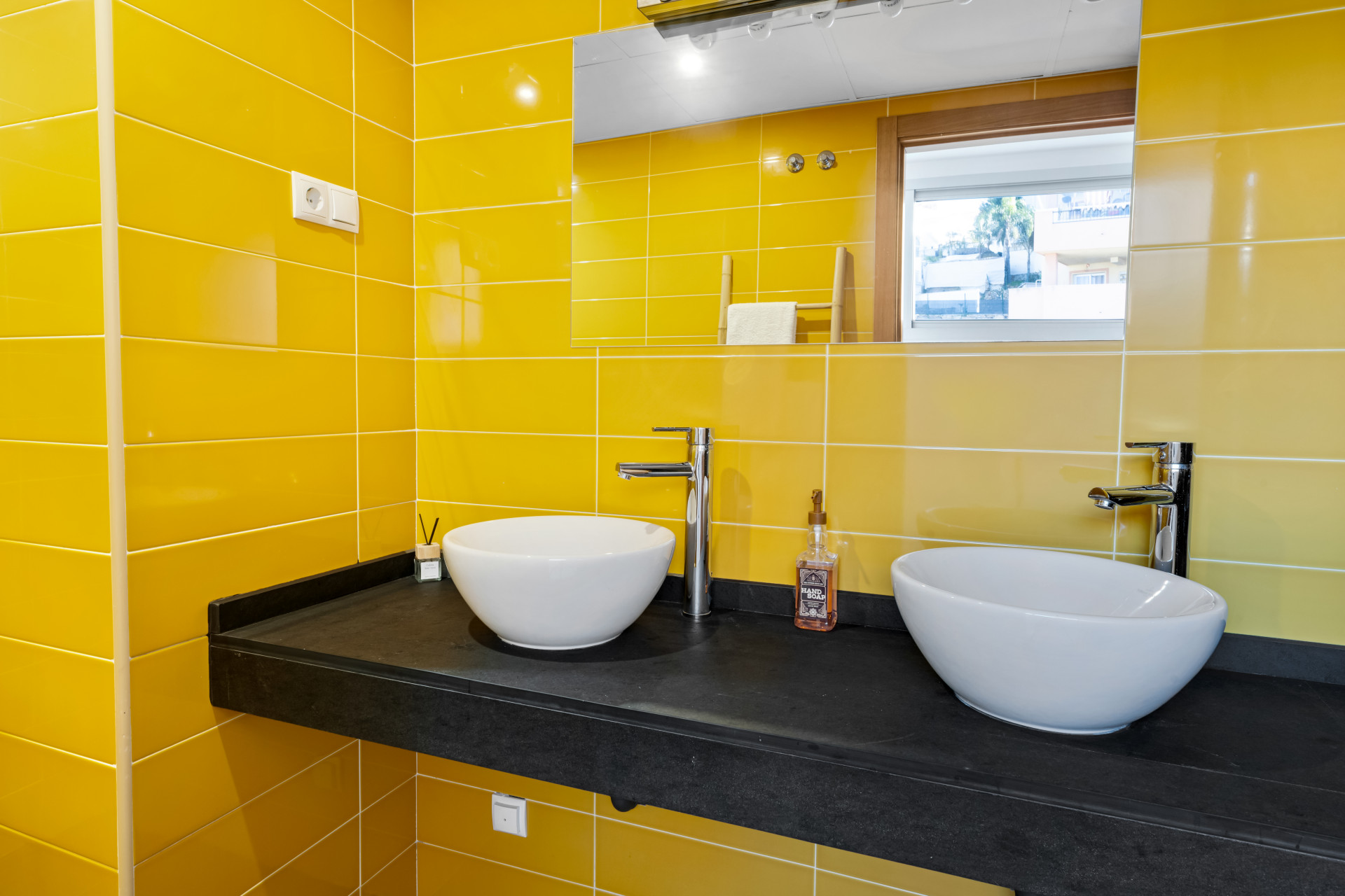 Penthouse 3 Bedrooms 2 Bathrooms in Mijas Costa, Costa del Sol