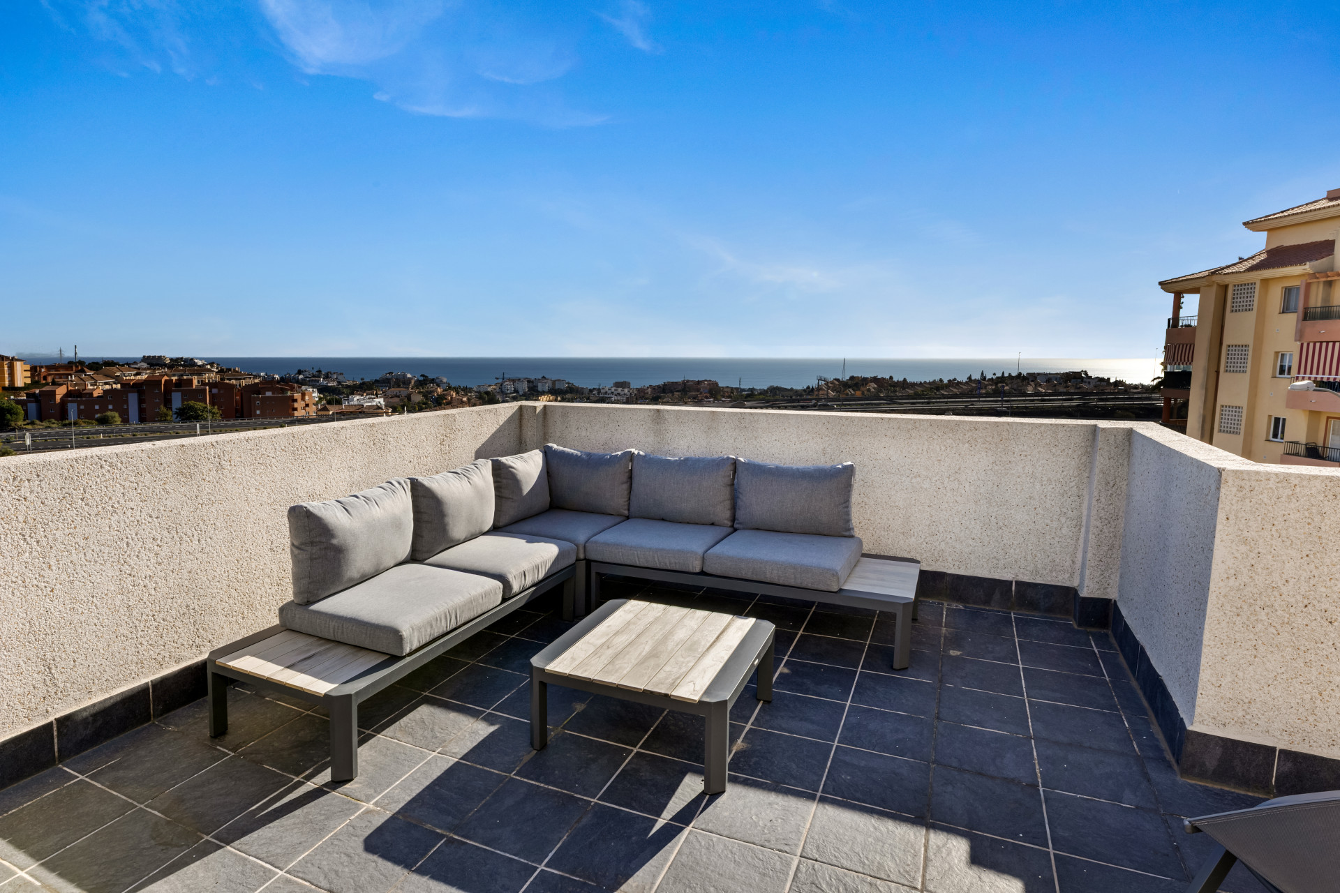Penthouse 3 Bedrooms 2 Bathrooms in Mijas Costa, Costa del Sol