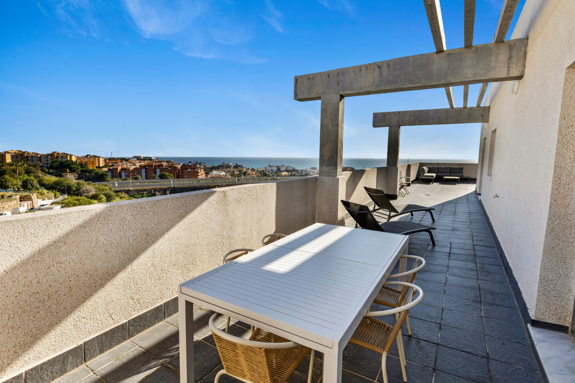 Penthouse 3 Bedrooms 2 Bathrooms in Mijas Costa, Costa del Sol