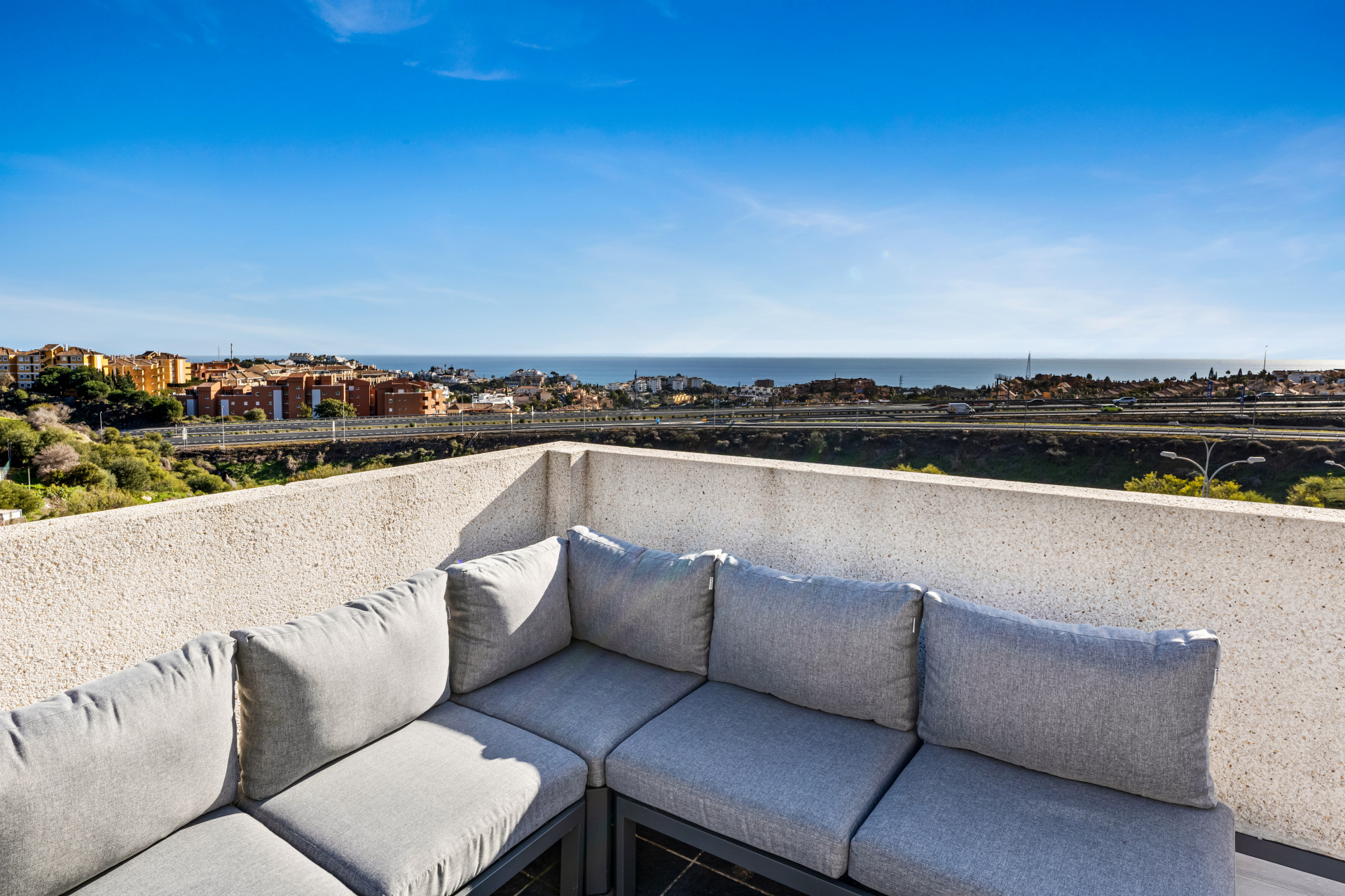 Penthouse 3 Bedrooms 2 Bathrooms in Mijas Costa, Costa del Sol