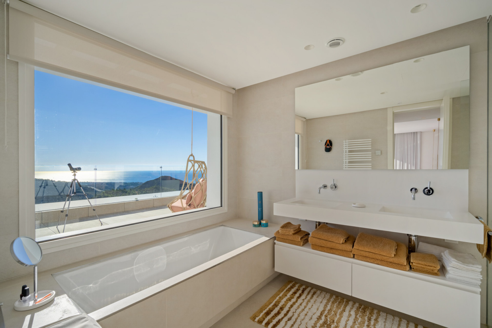 Duplex Penthouse 3 Bedrooms 3 Bathrooms in Marbella, Costa del Sol