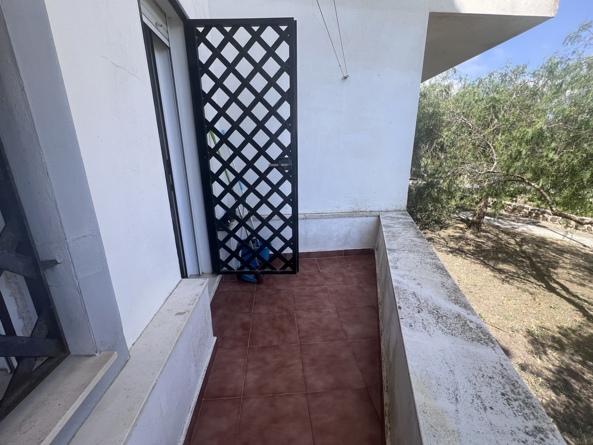 Ground Floor Apartment thumbnail 2