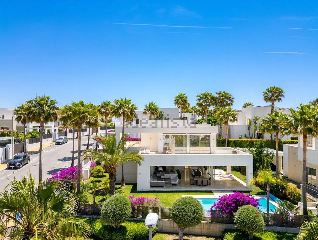 Villa · Marbella Este