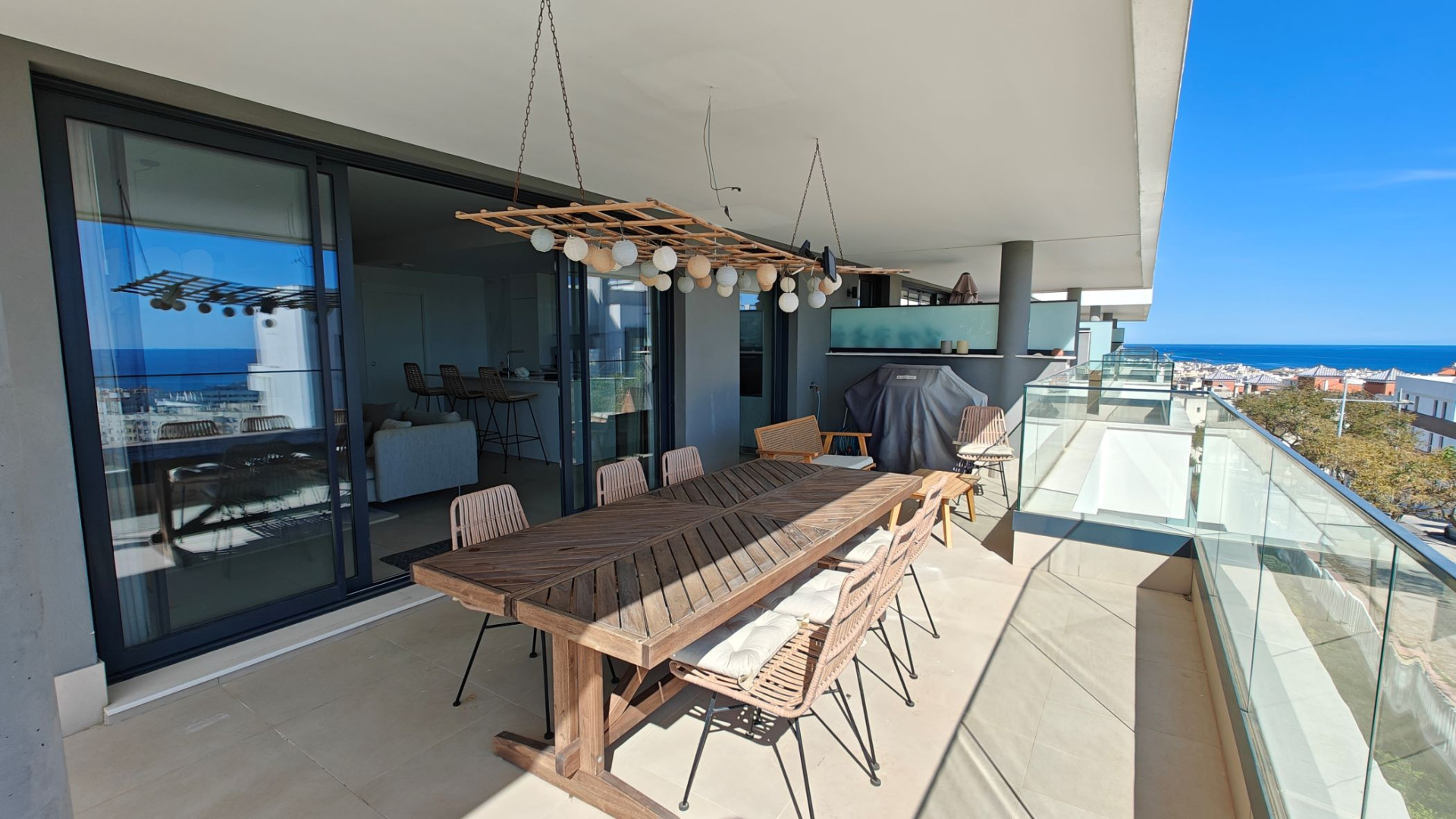 Apartment de 4 dormitorios en Estepona Centre