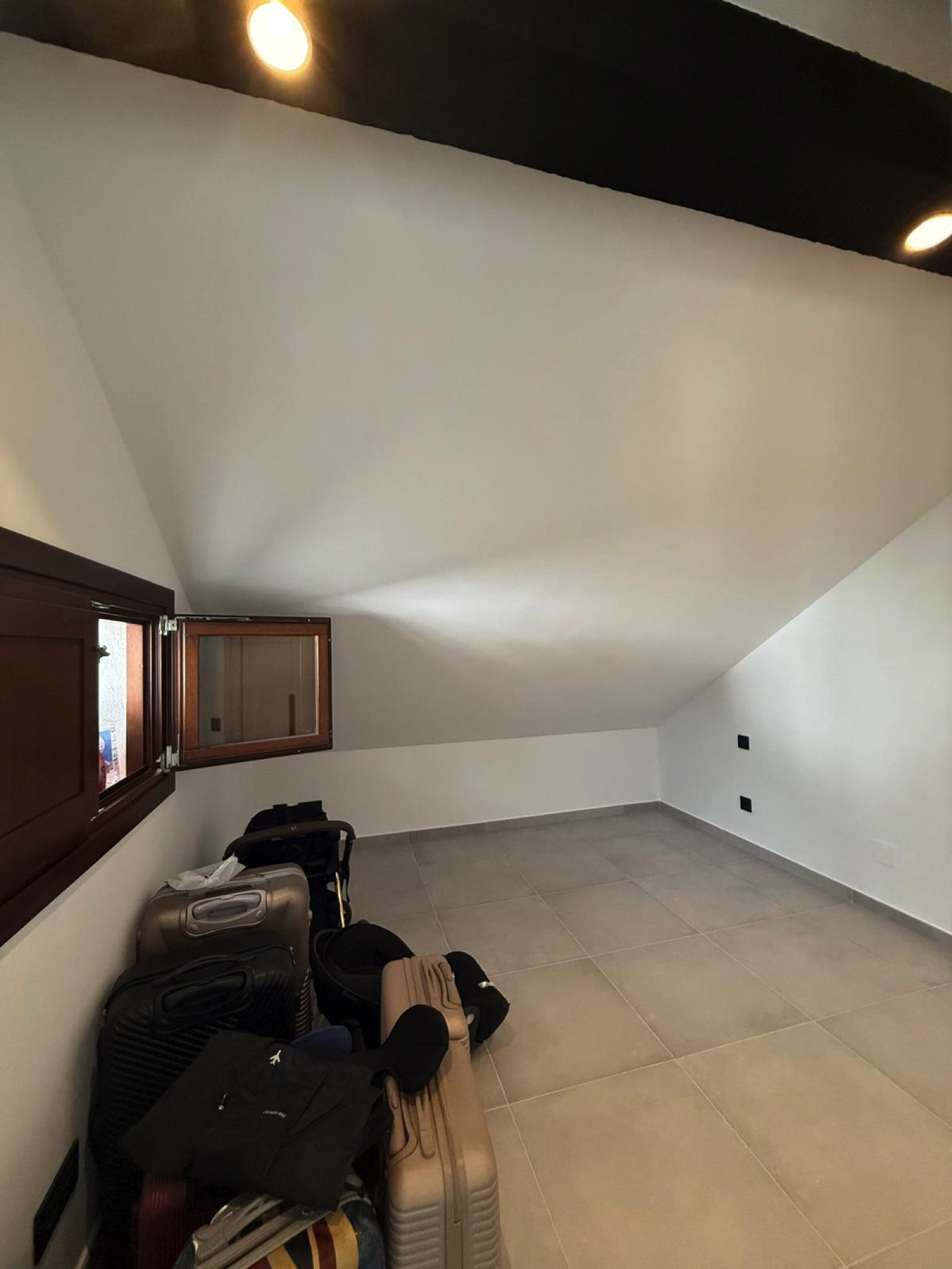 Town House de 4 dormitorios en Bello Horizonte