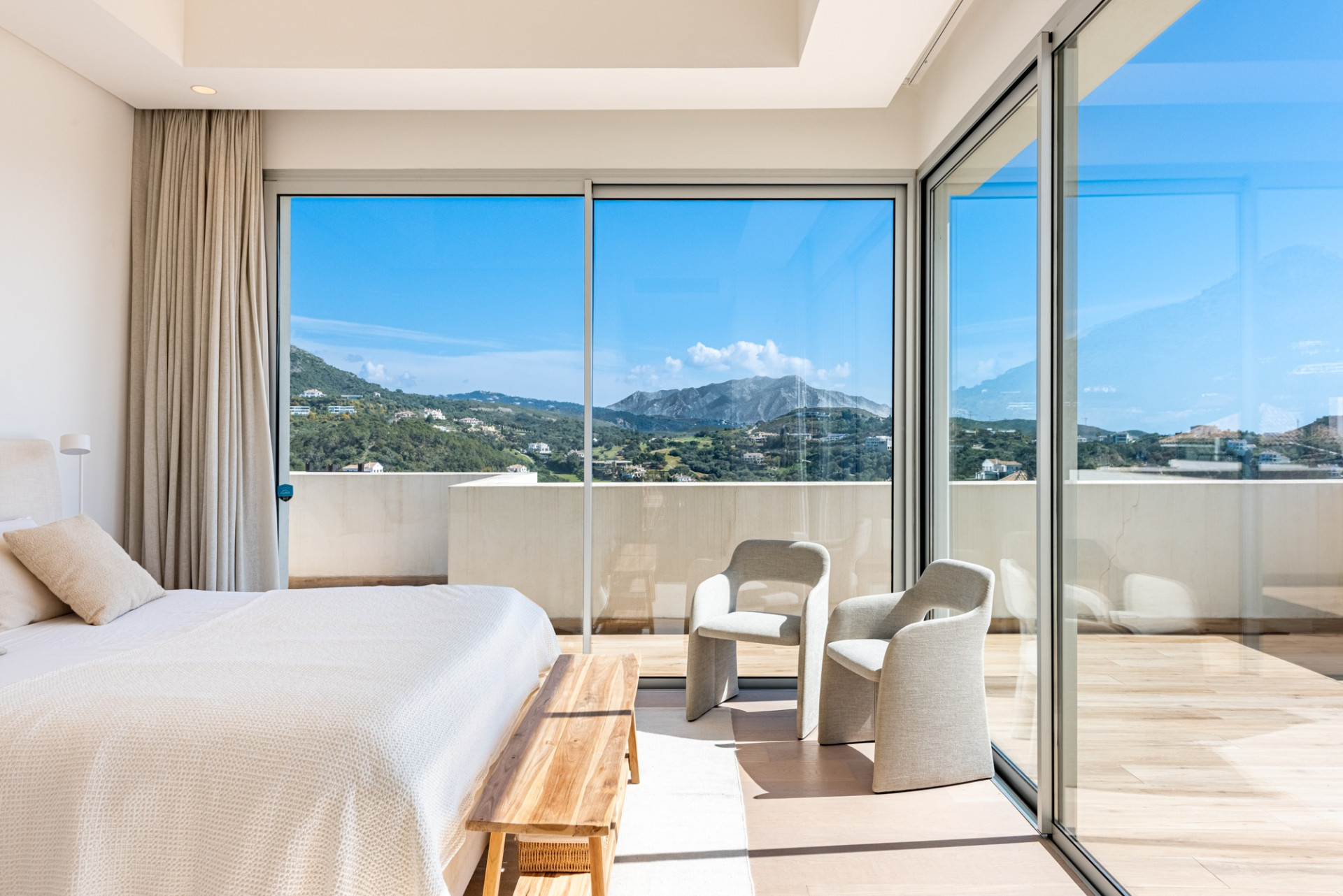 Penthouse de 4 dormitorios en Marbella Club Hills