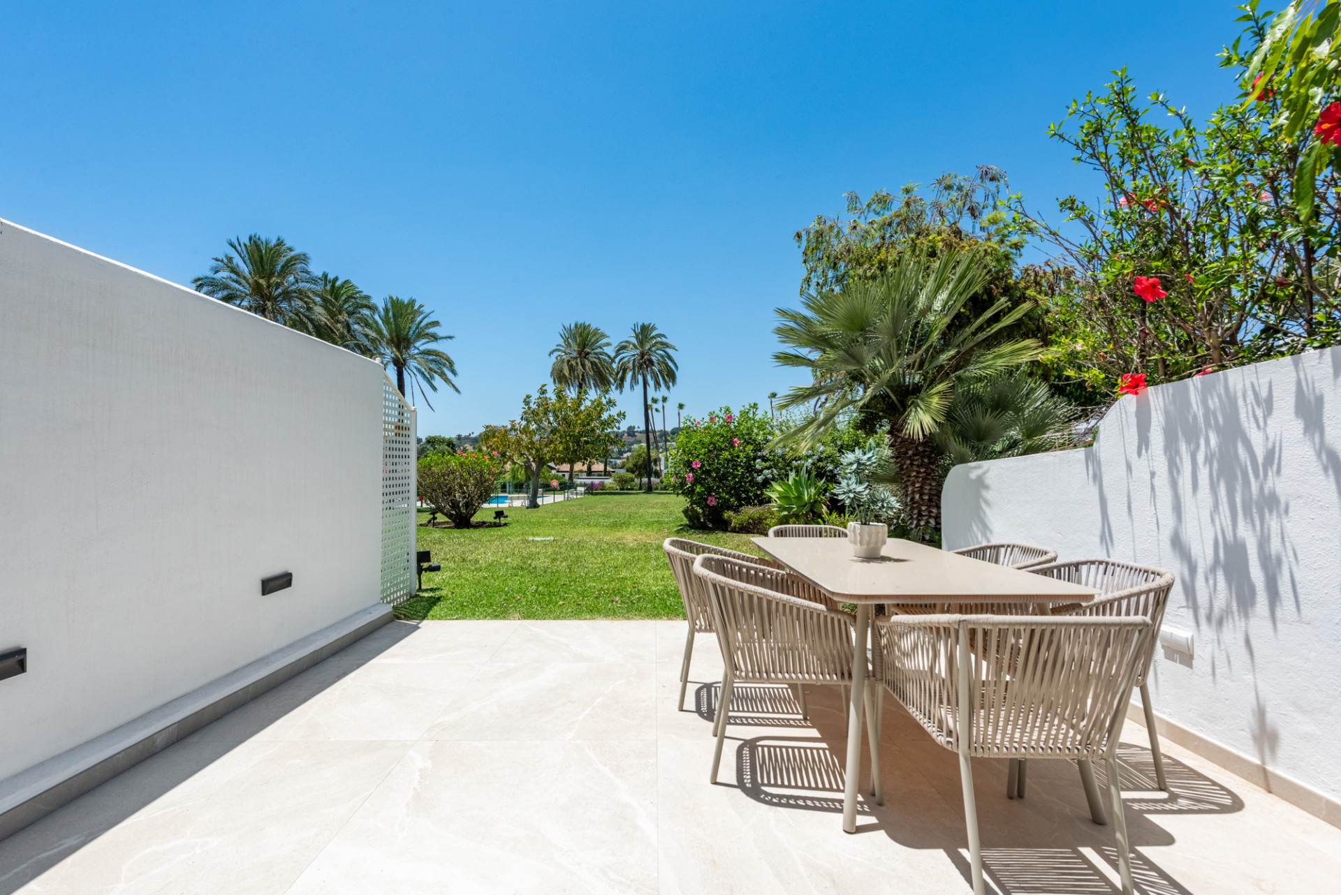 Town House de 4 dormitorios en Nueva Andalucia