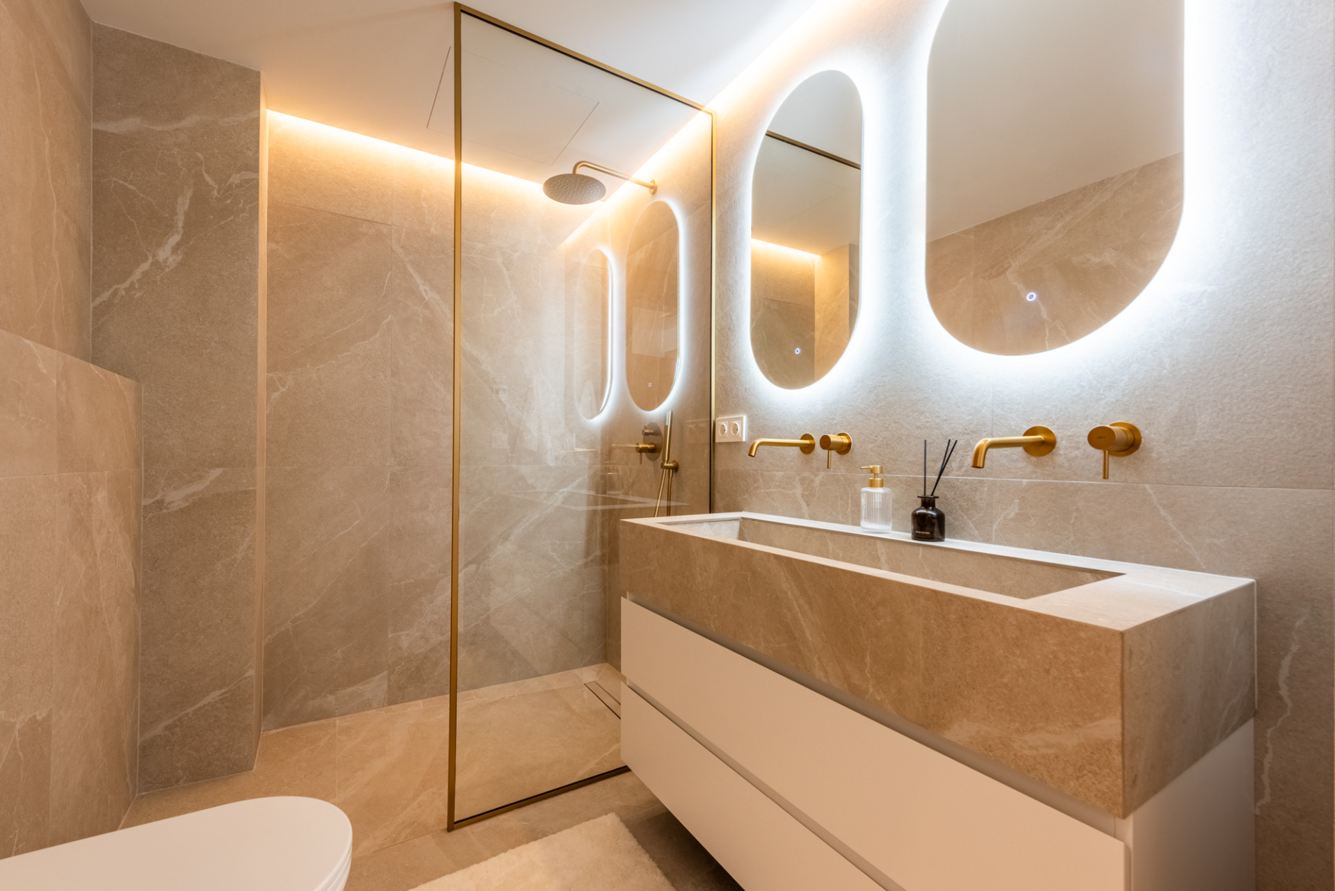 Town House de 4 dormitorios en Nueva Andalucia