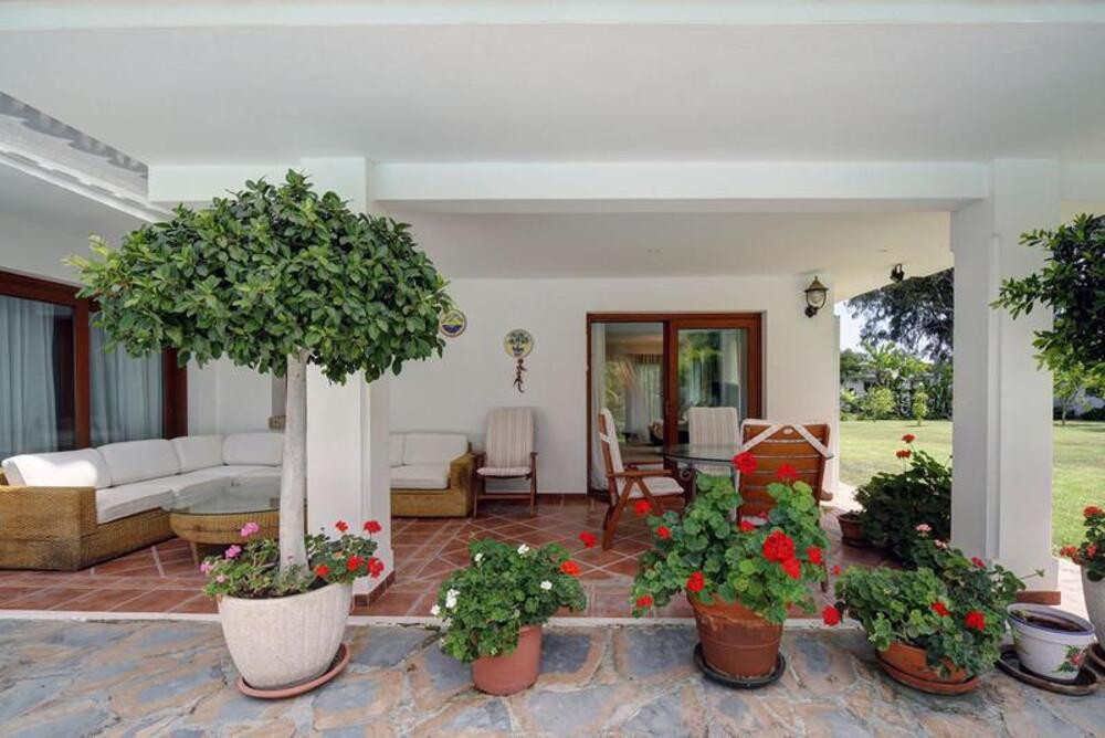 Villa de 5 dormitorios en New Golden Mile