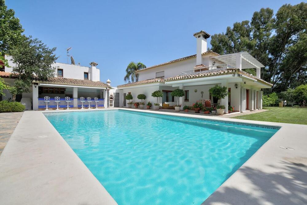 Villa de 5 dormitorios en New Golden Mile