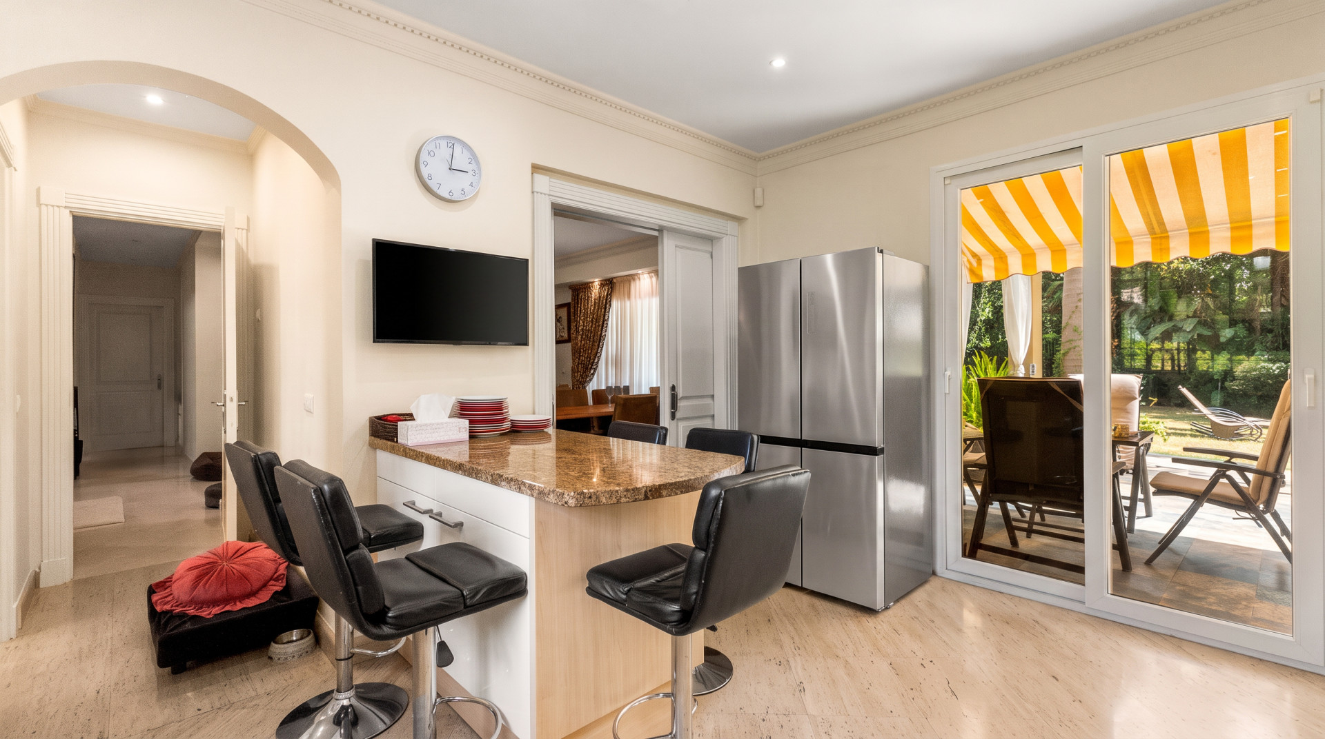 Villa de 5 dormitorios en Nueva Andalucia