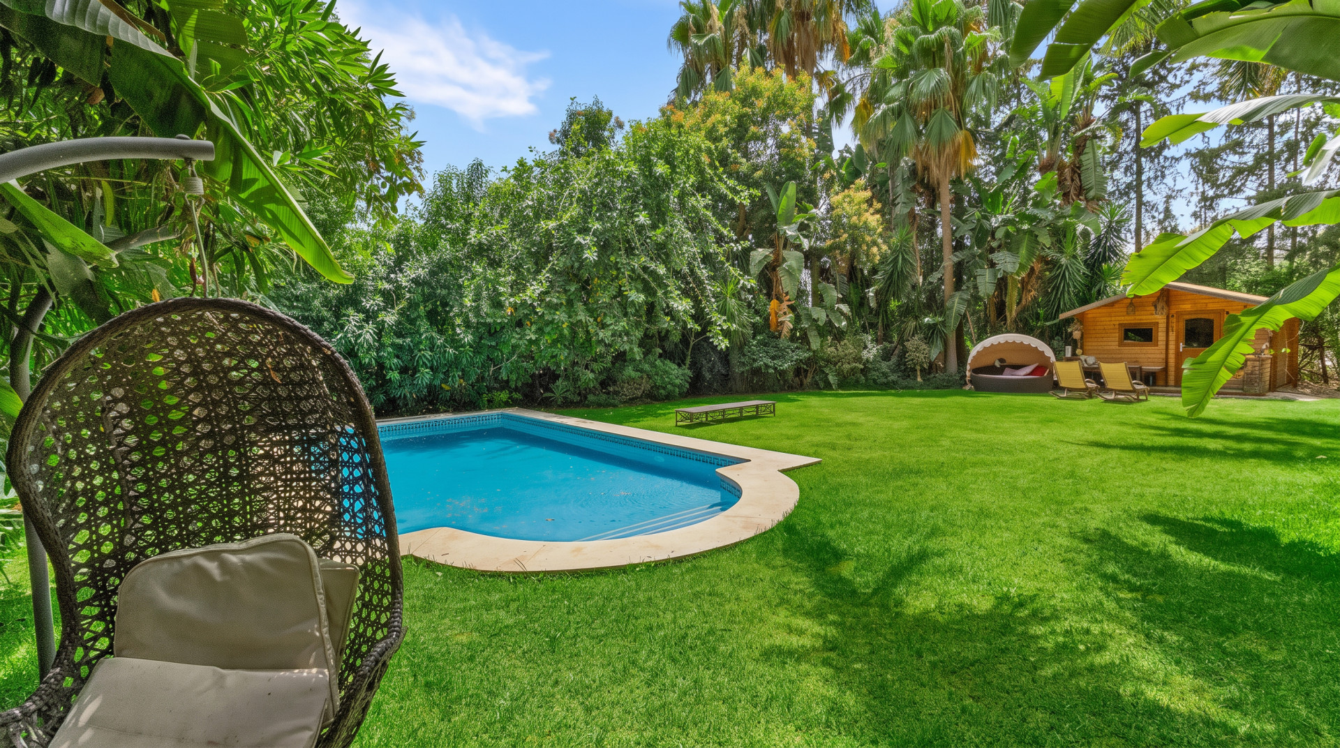 Villa de 5 dormitorios en Nueva Andalucia