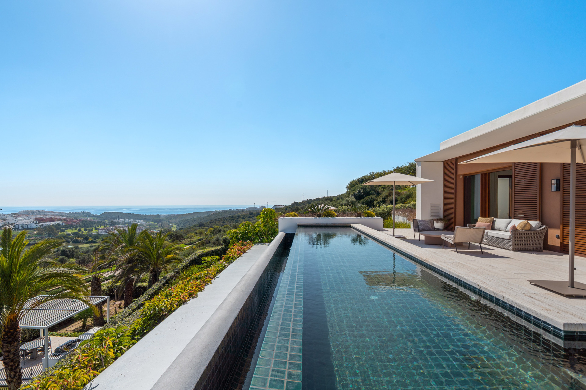 Villa in Casares