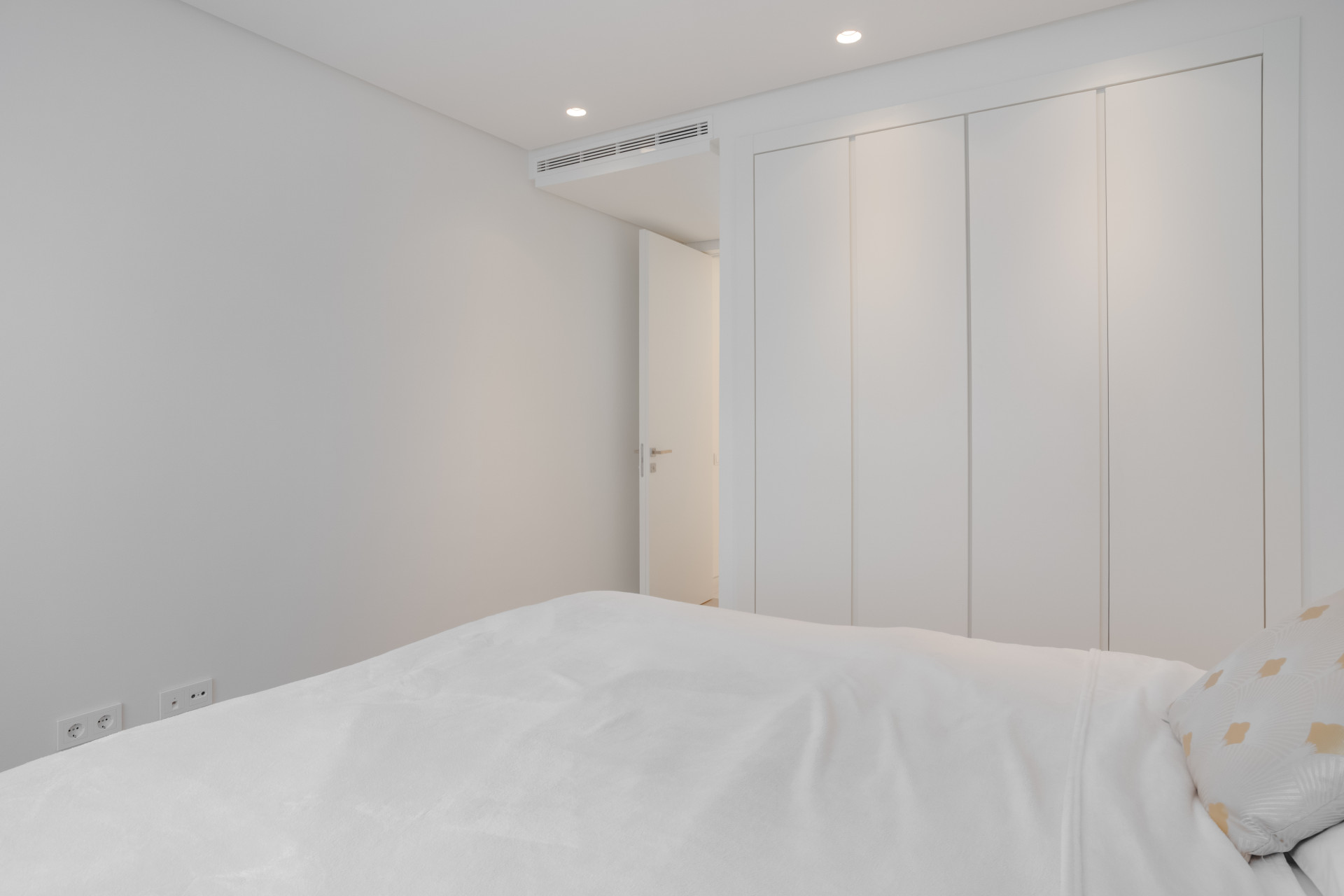 Beautiful two bedroom, south east facing apartment located in the exclusive Urbanisation Palo Alto