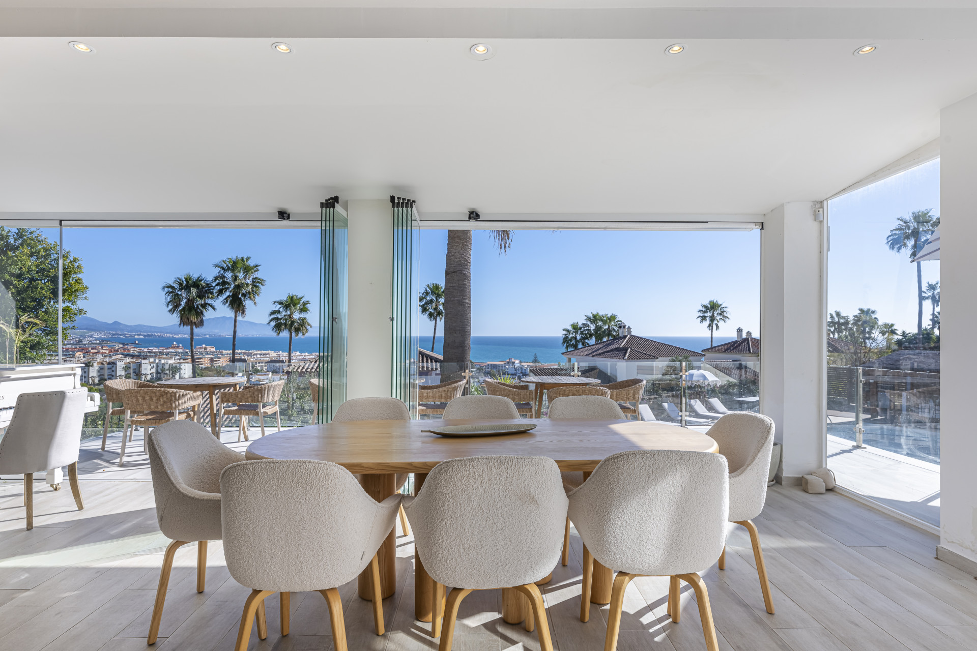 Villa · La Duquesa thumbnail 3