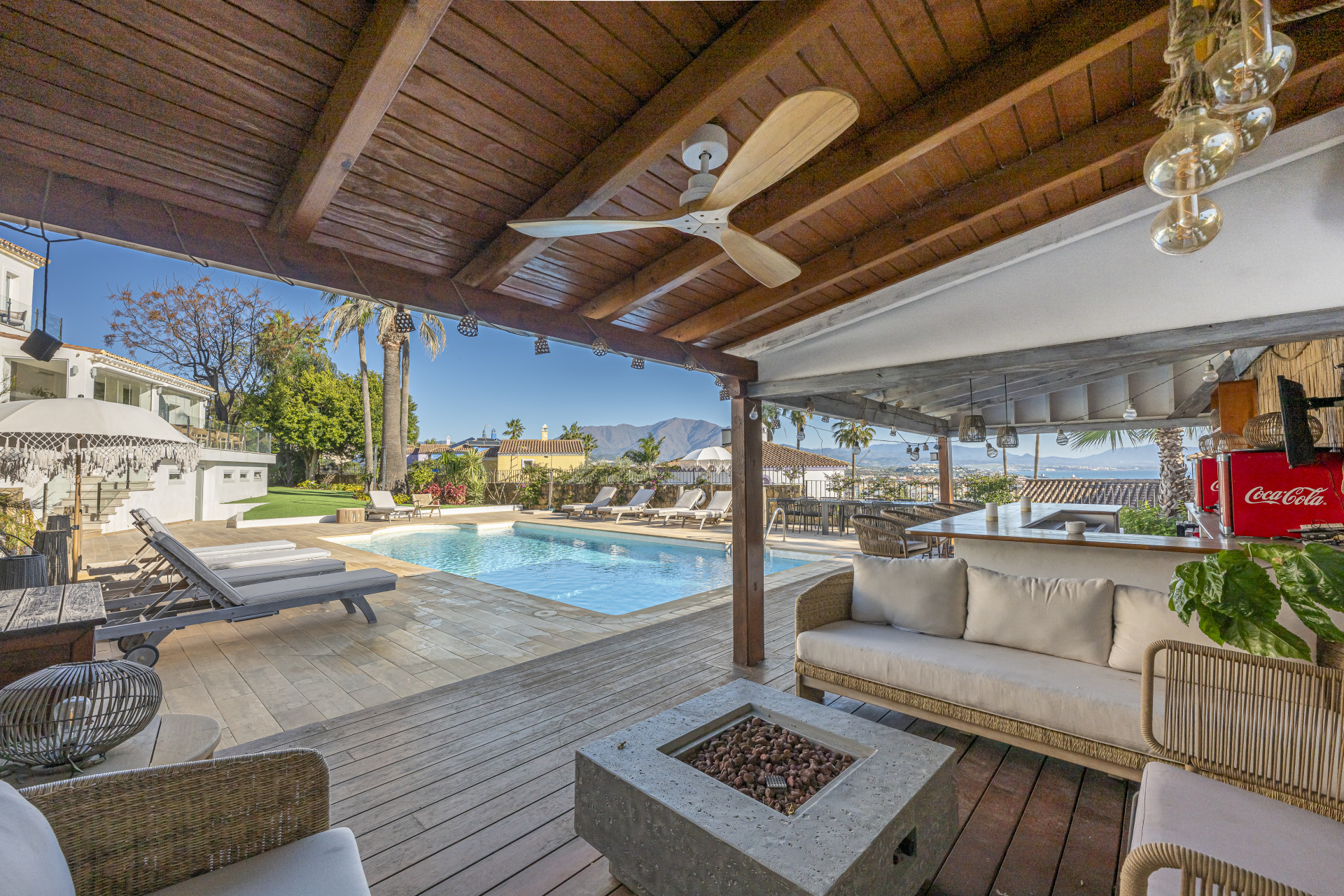 Villa · La Duquesa — 1