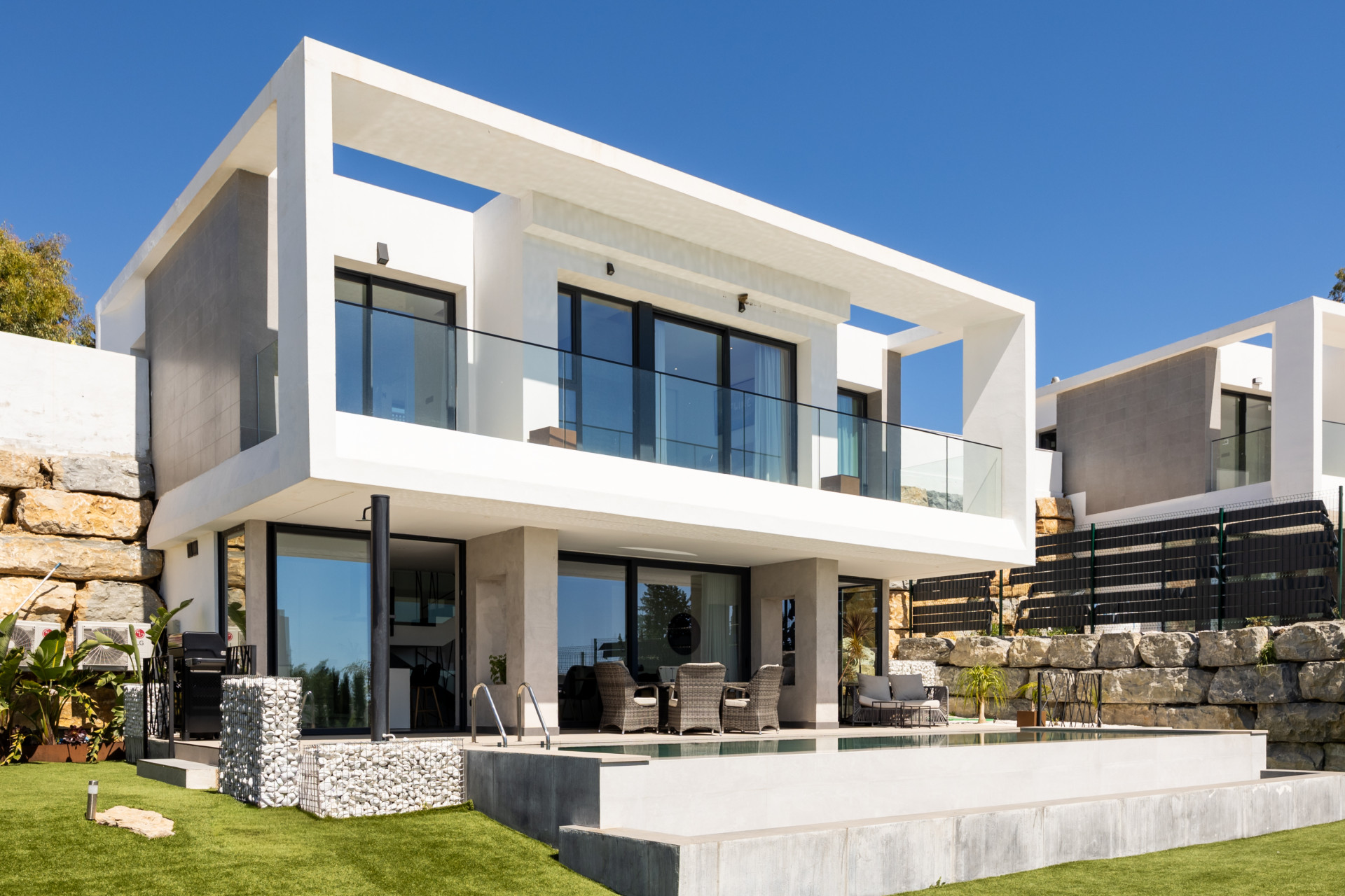 Villa · Estepona West — 1