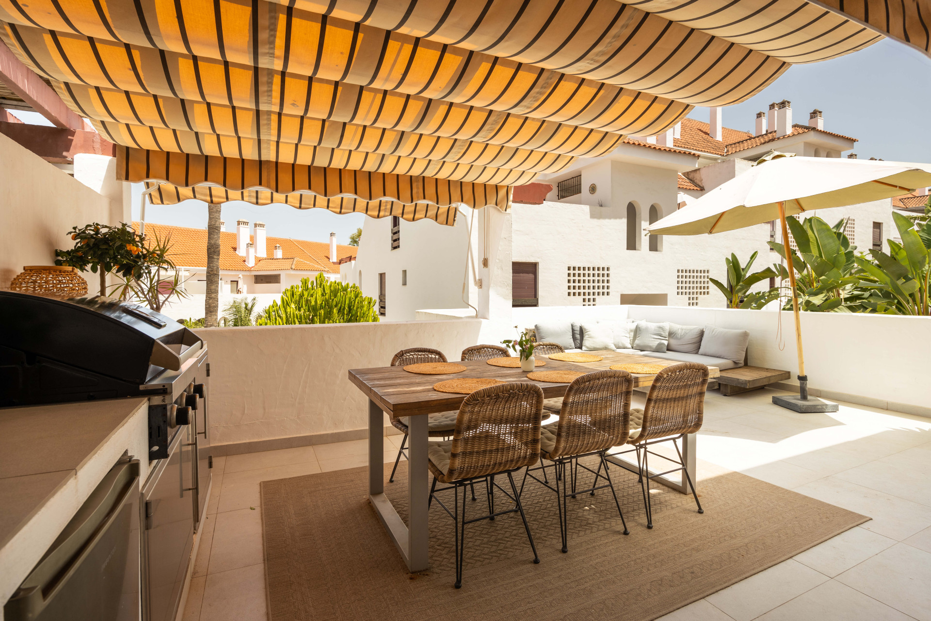 Apartment · Nueva Andalucia — 1
