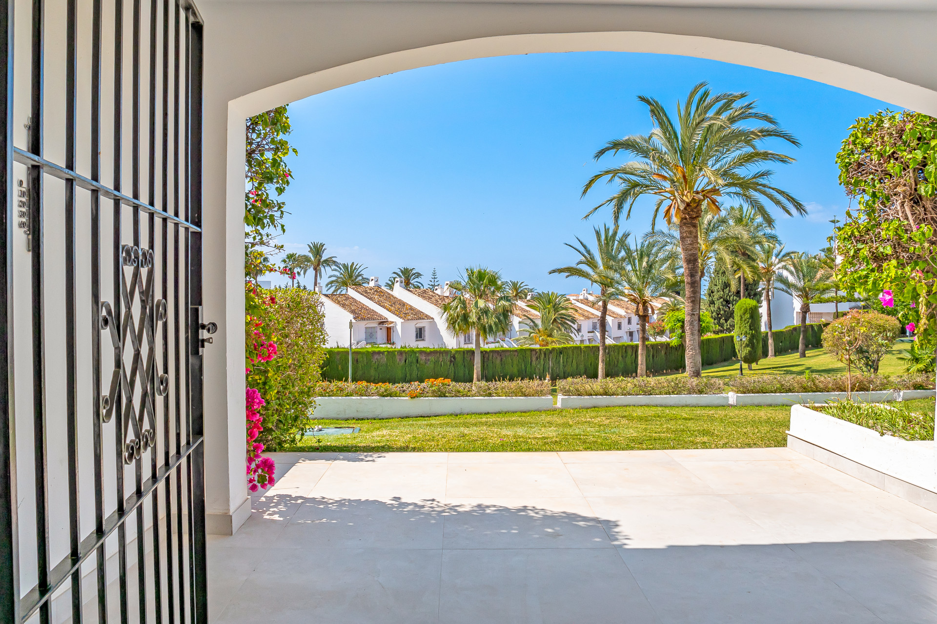 Ground Floor Apartment · Nueva Andalucia — 1