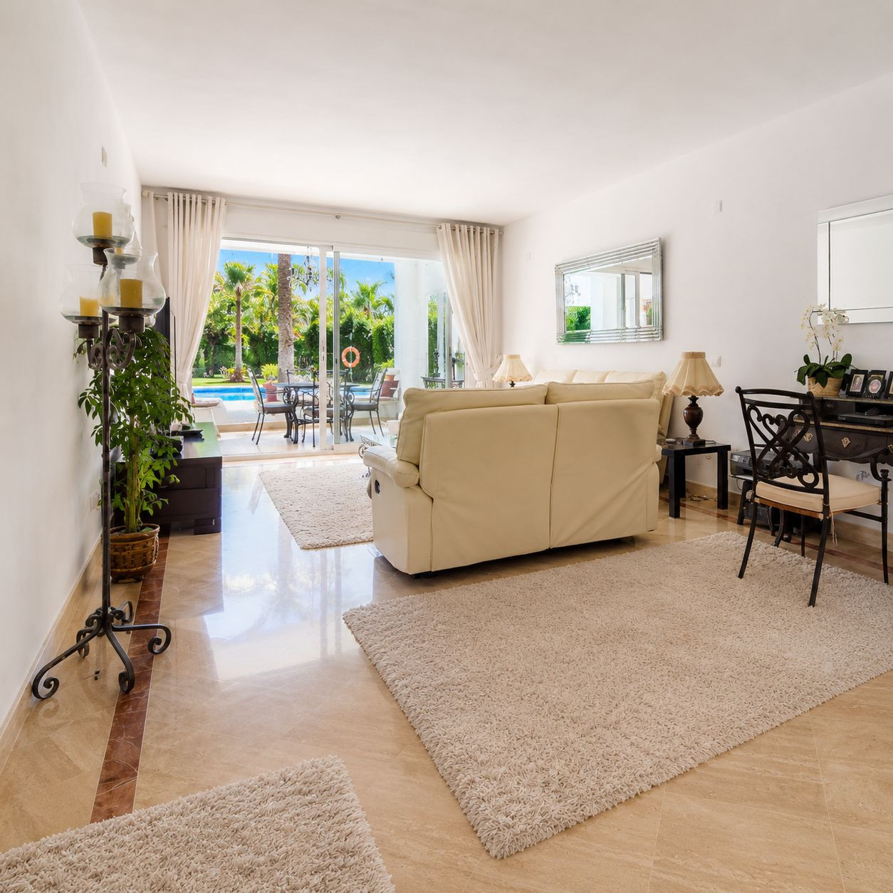 Ground Floor Apartment · Marbella Este thumbnail 3