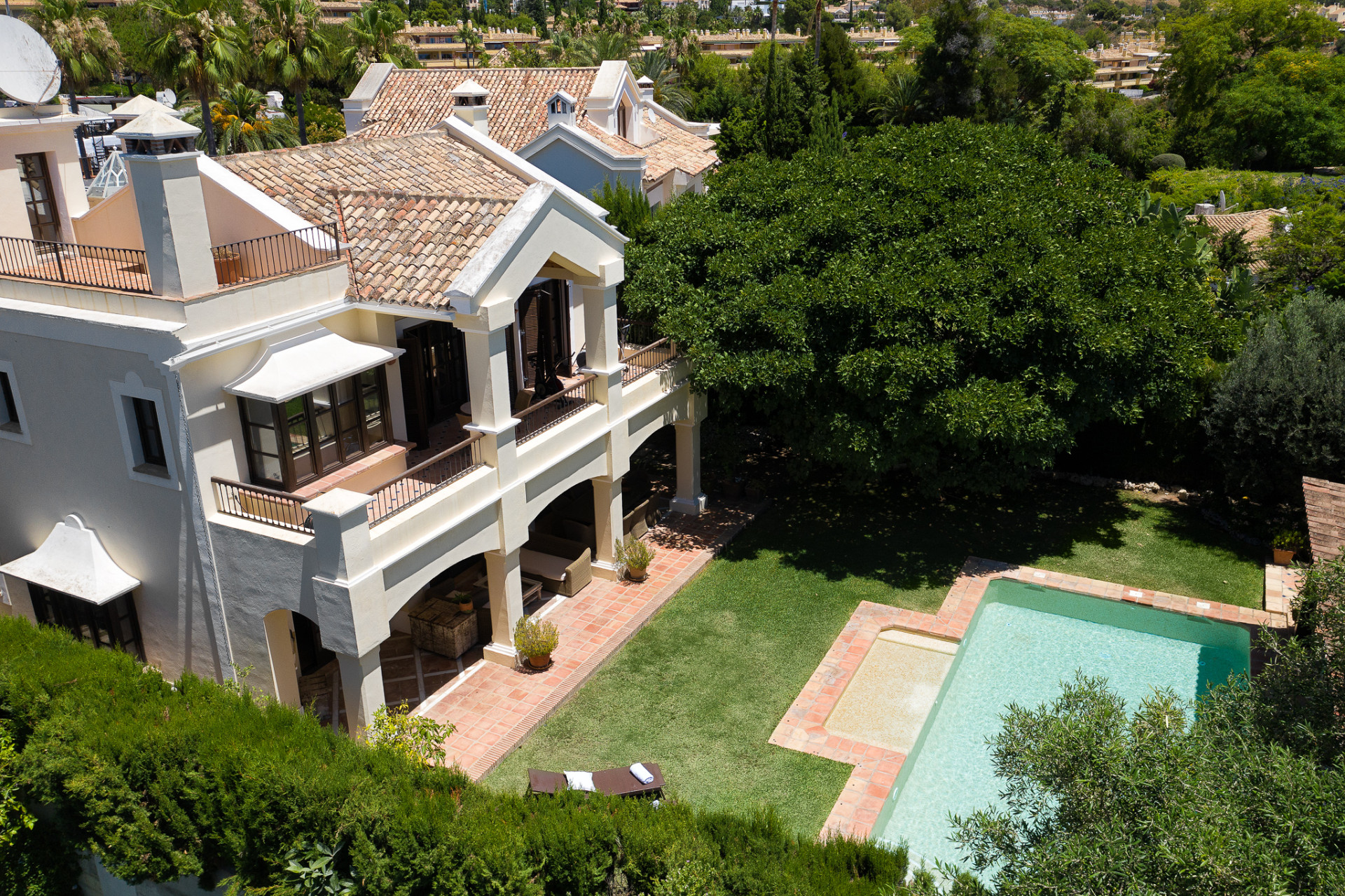 Villa · Marbella Golden Mile thumbnail 3