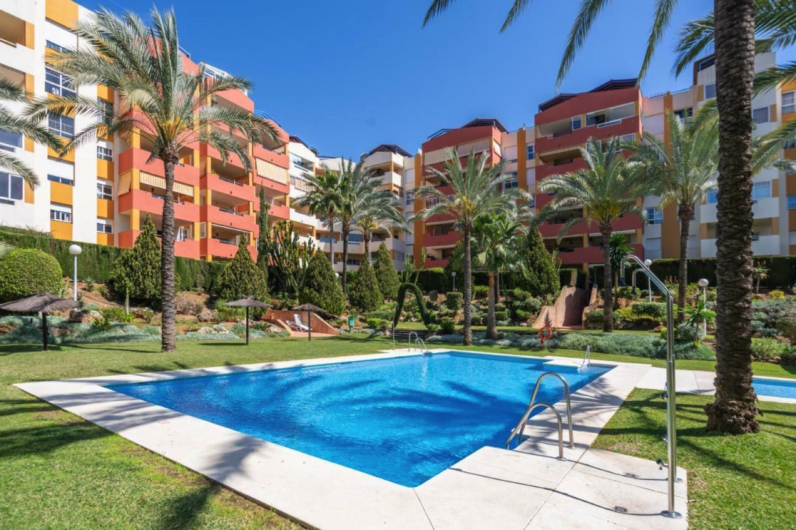 Apartment · Estepona East — 1