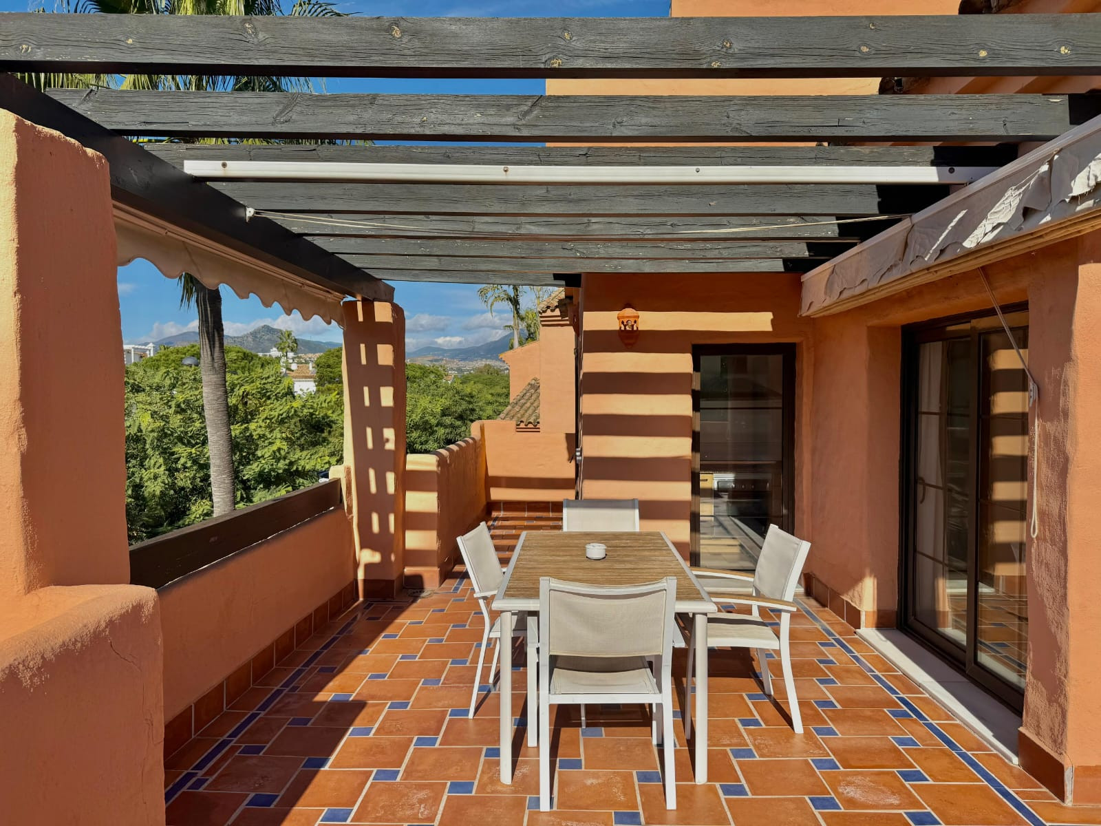 Duplex Penthouse · Estepona East thumbnail 4
