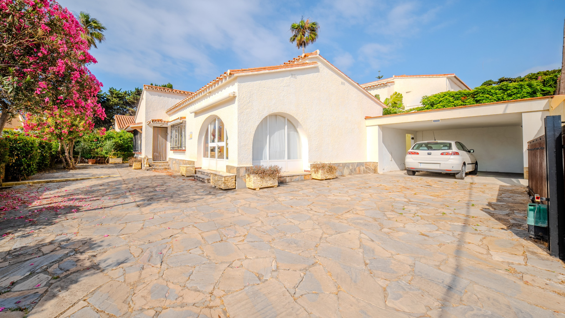 House · Jardin Tropical thumbnail 3