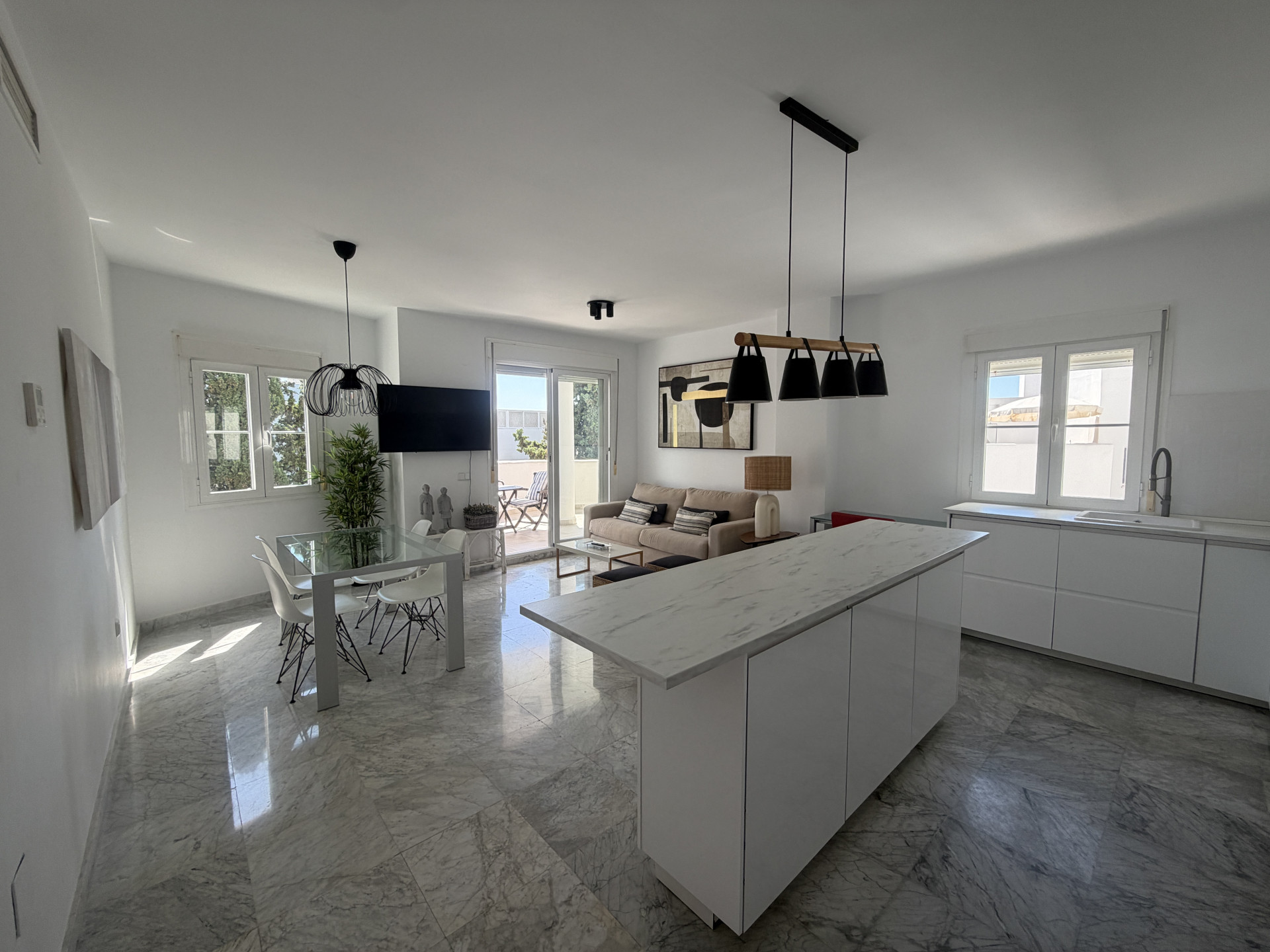 Duplex Penthouse · Marbella Golden Mile thumbnail 4