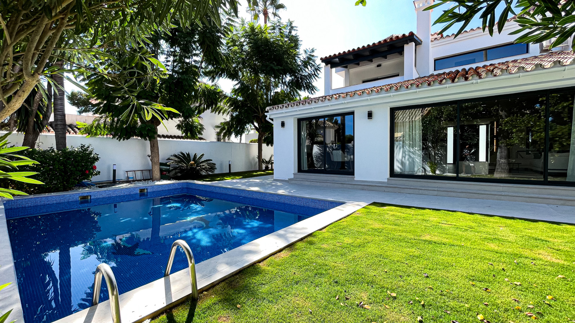 Villa · Nueva Andalucia