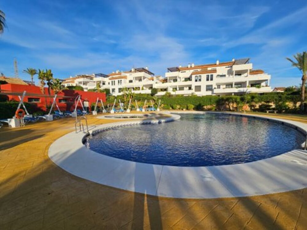 Town House · Estepona East — 1