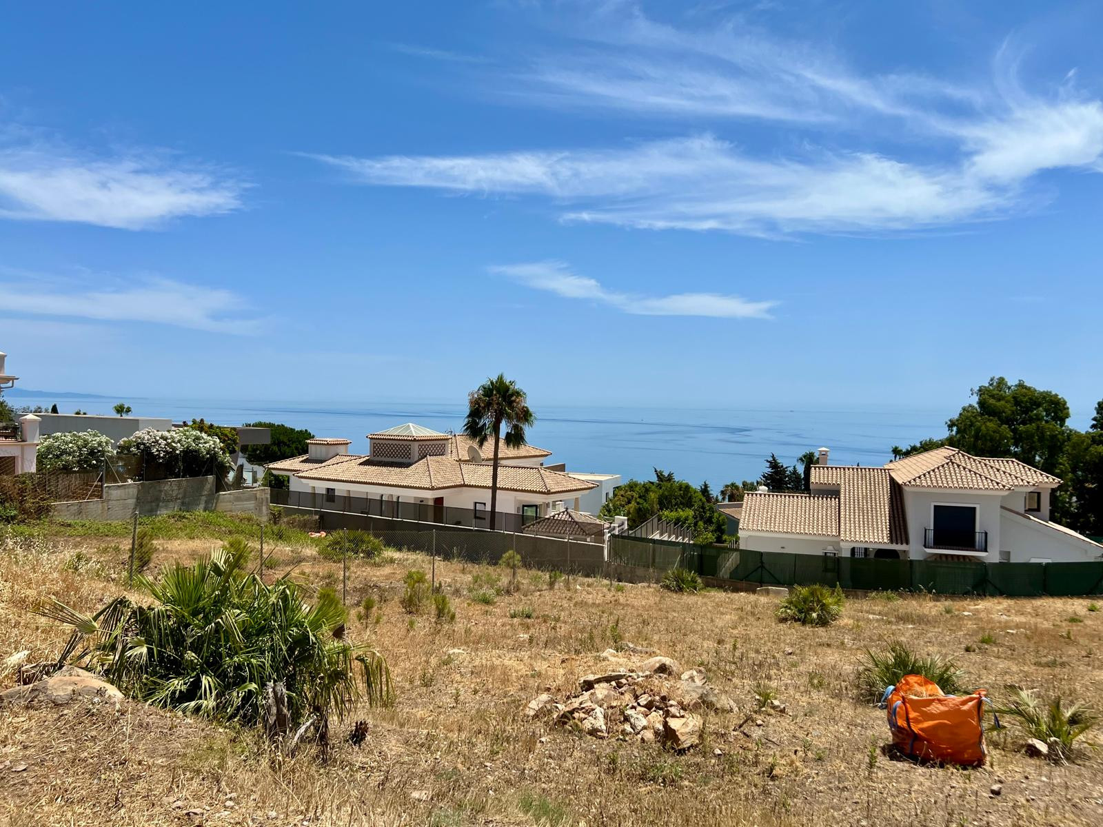 Plot · La Paloma thumbnail 4