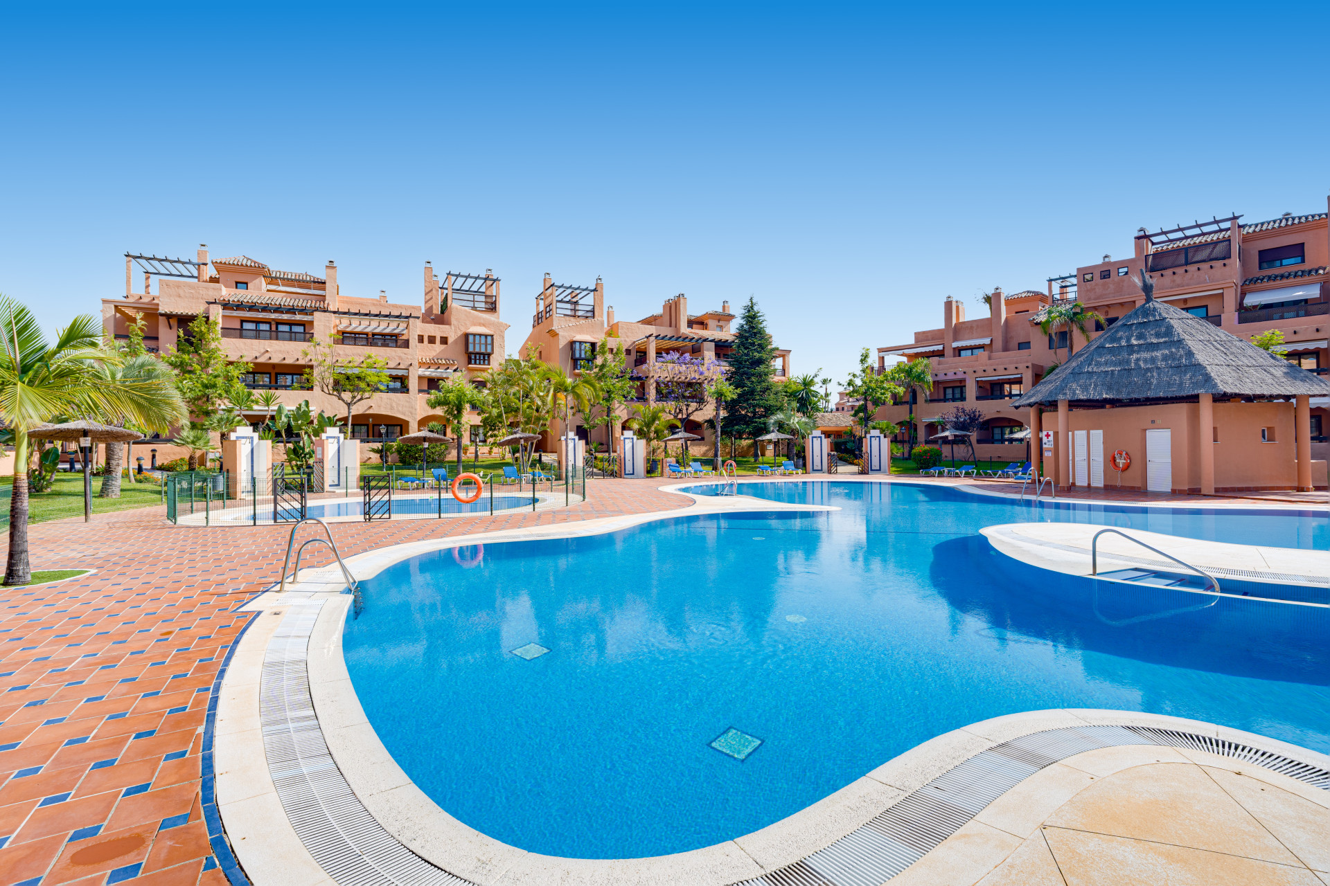 Duplex Penthouse · Estepona East thumbnail 4