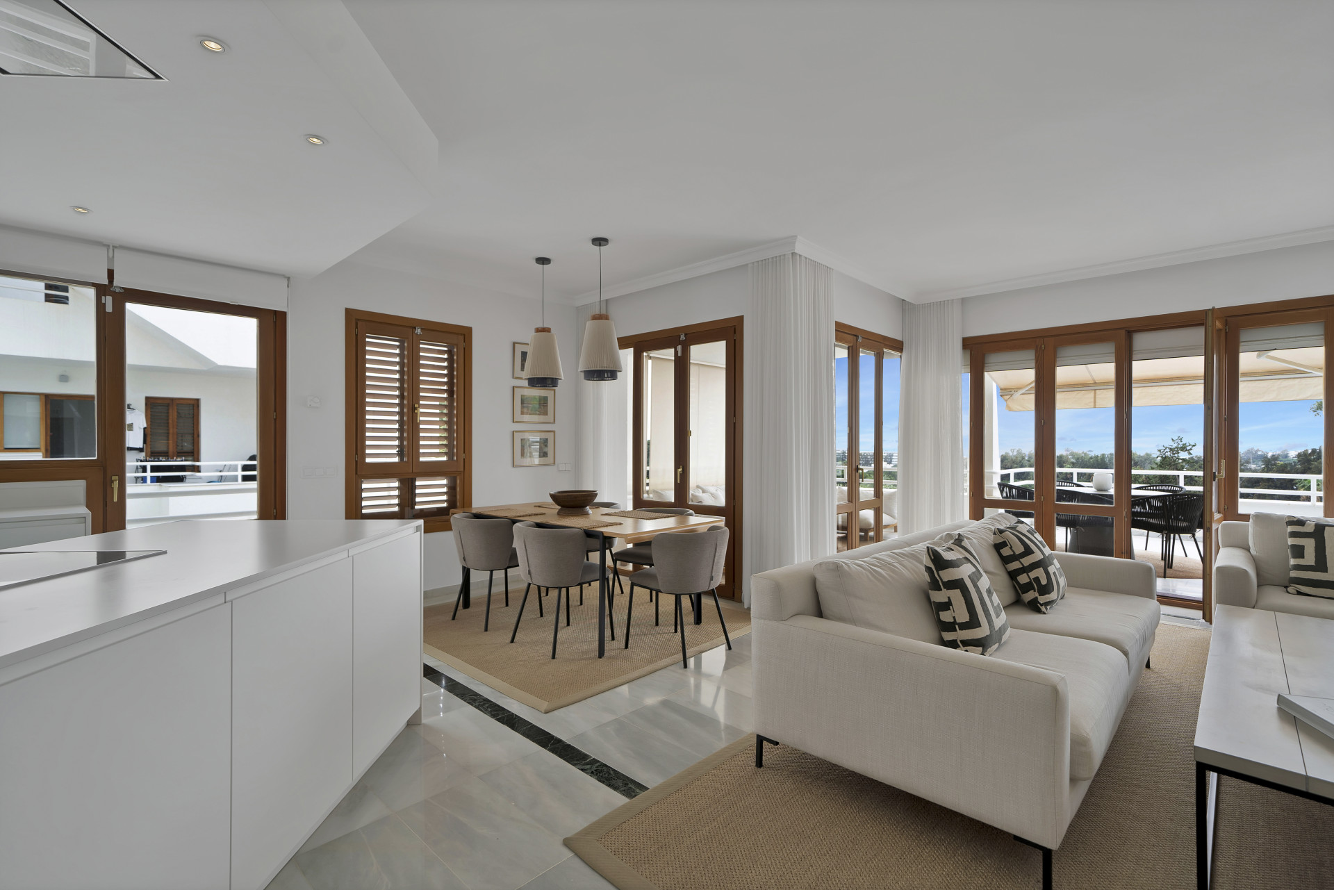 Apartment · Nueva Andalucia thumbnail 4