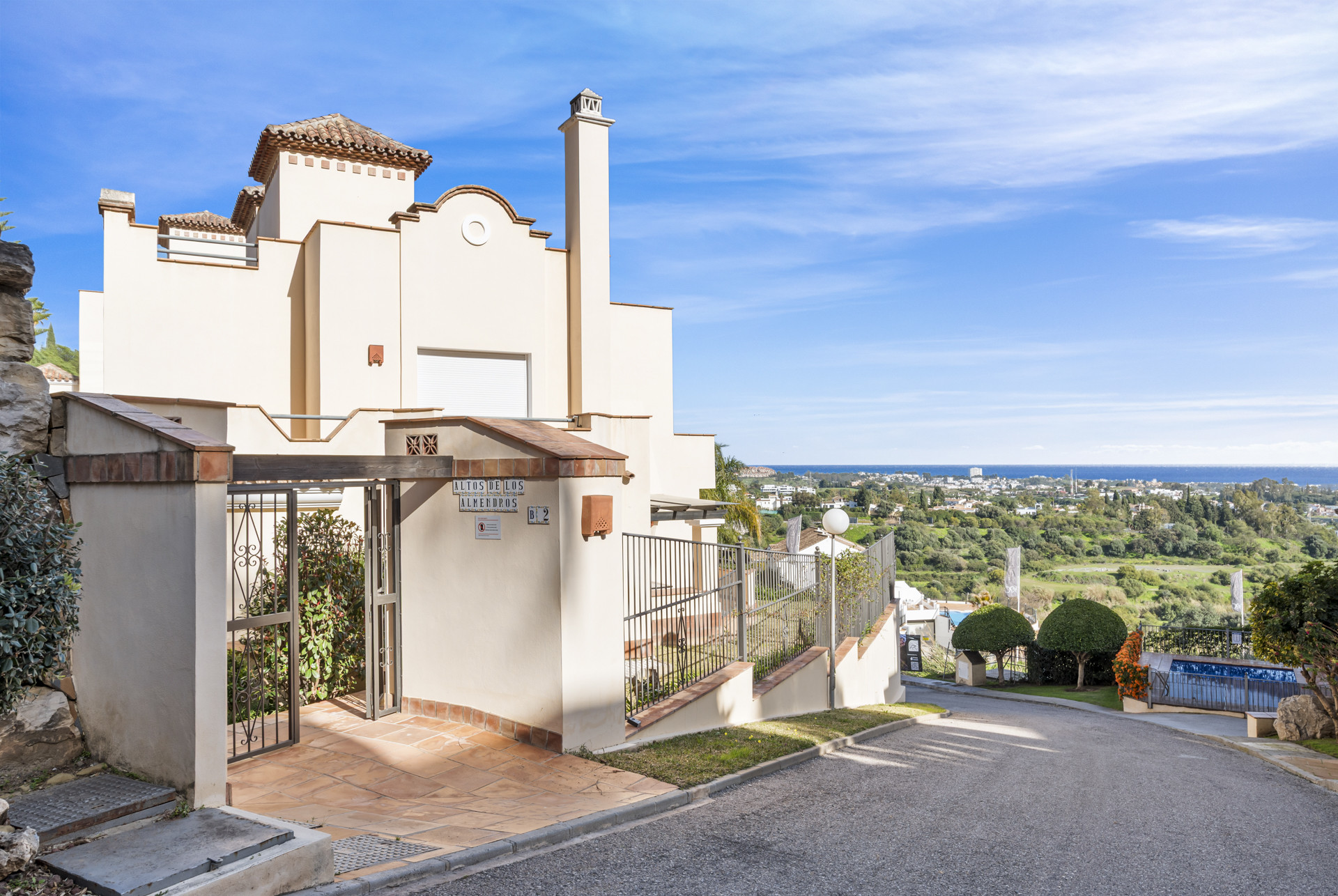 Duplex Penthouse · Los Almendros — 1