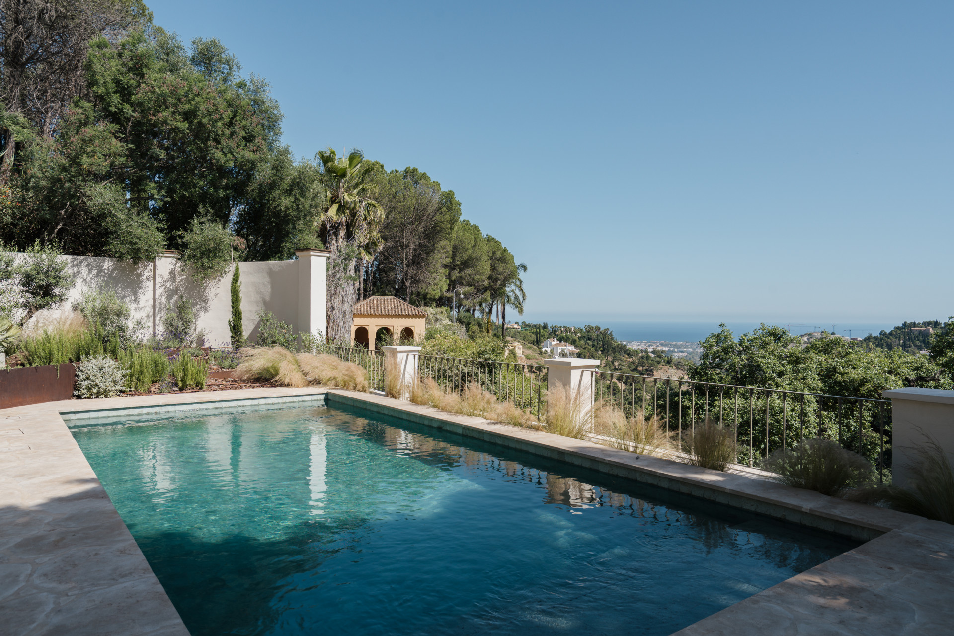 Villa · El Madroñal thumbnail 3