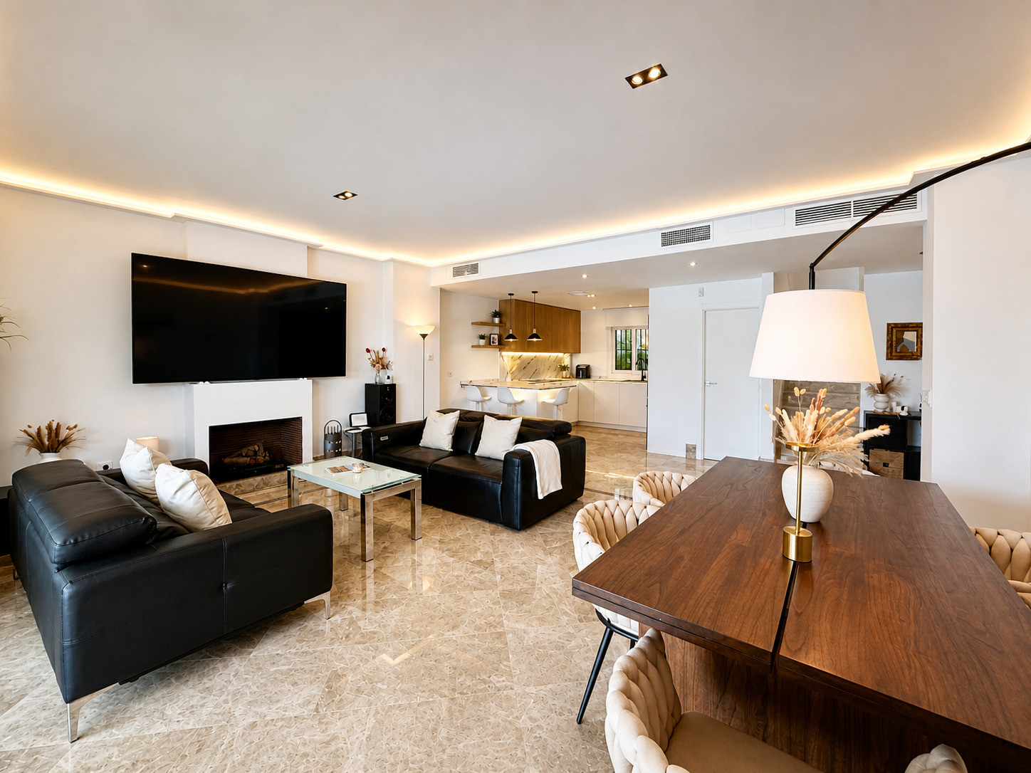 Semi Detached House · Marbella Este thumbnail 3