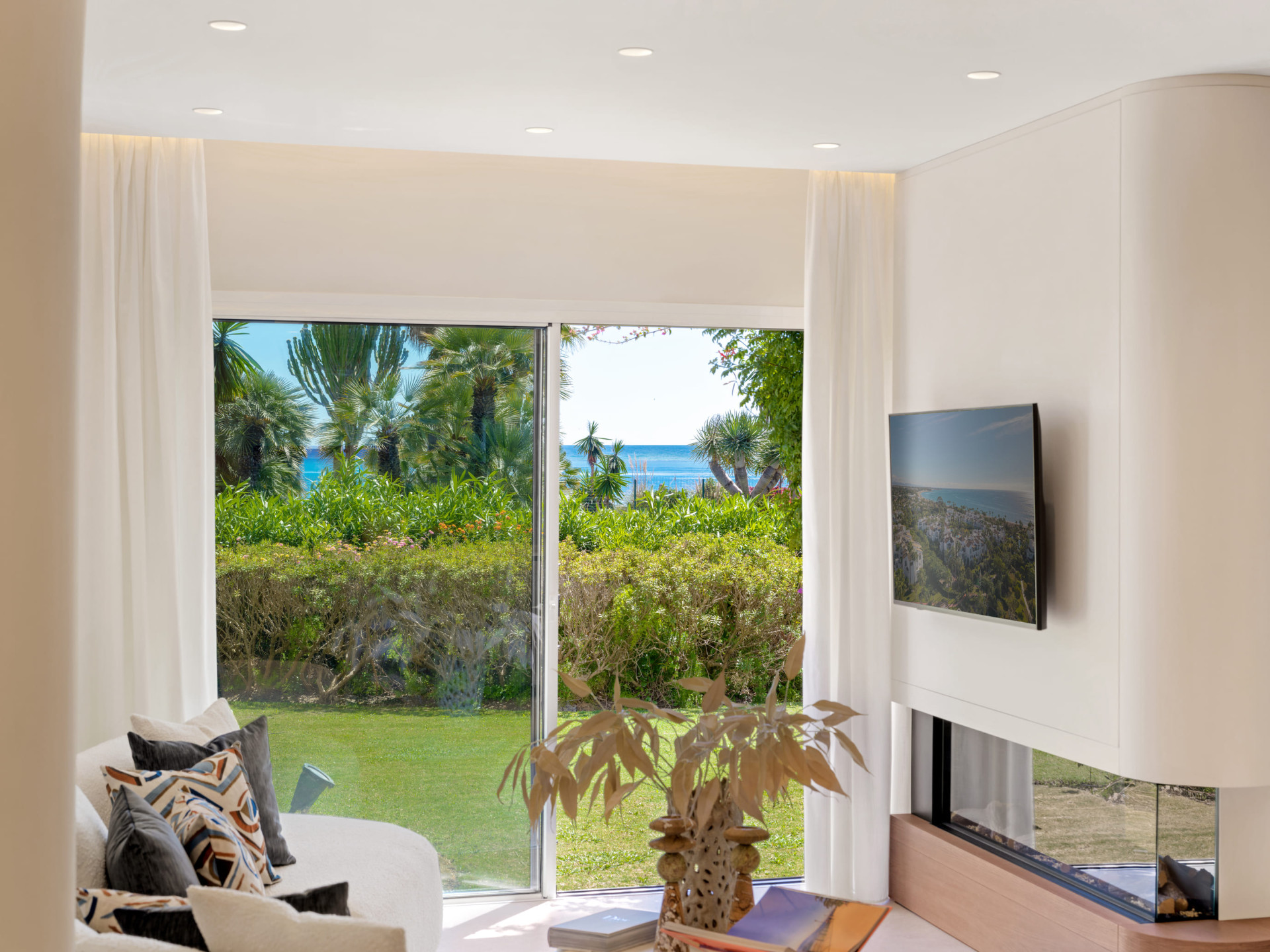 Ground Floor Apartment · Estepona East thumbnail 3