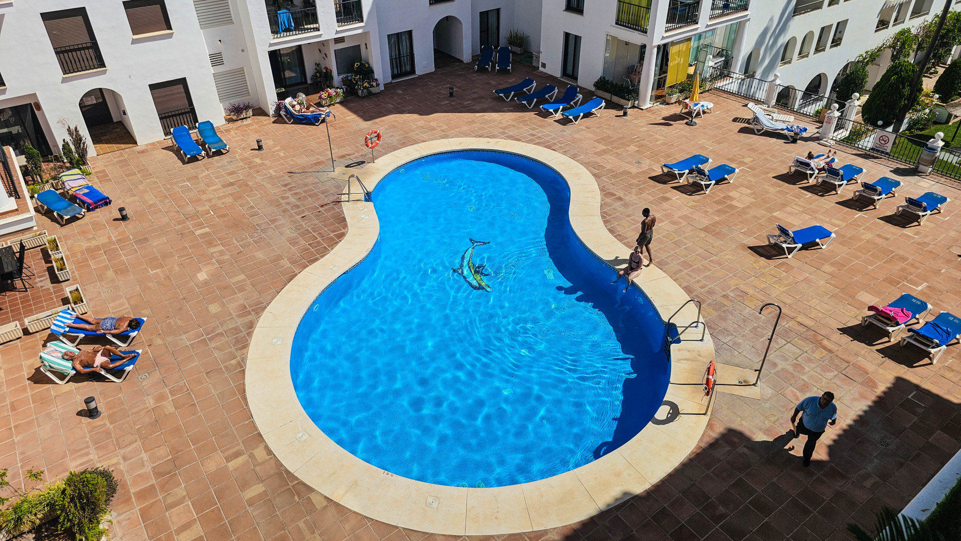 Apartment · Puerto La Duquesa thumbnail 2