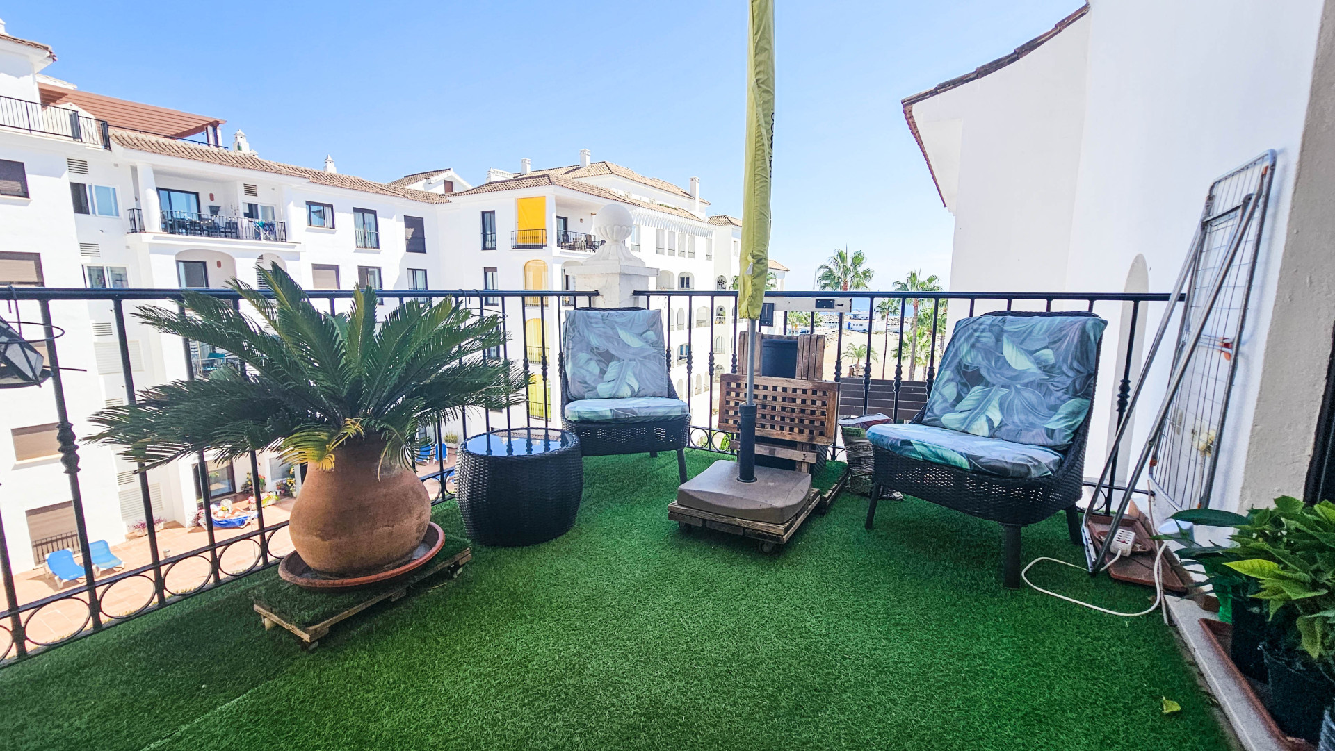 Apartment · Puerto La Duquesa thumbnail 4