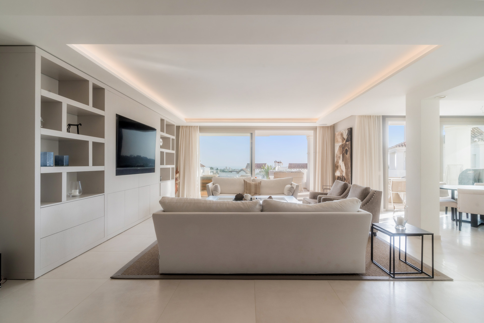 Apartment · Nueva Andalucia thumbnail 2