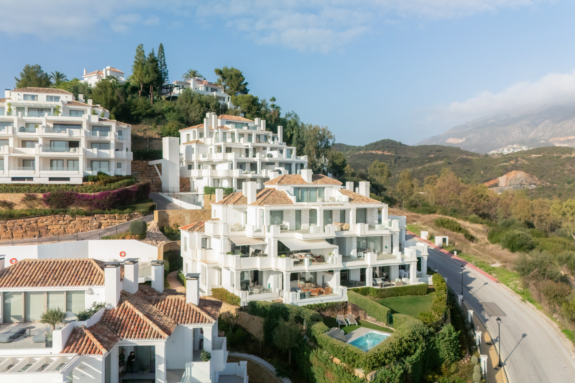 Apartment · Nueva Andalucia — 1