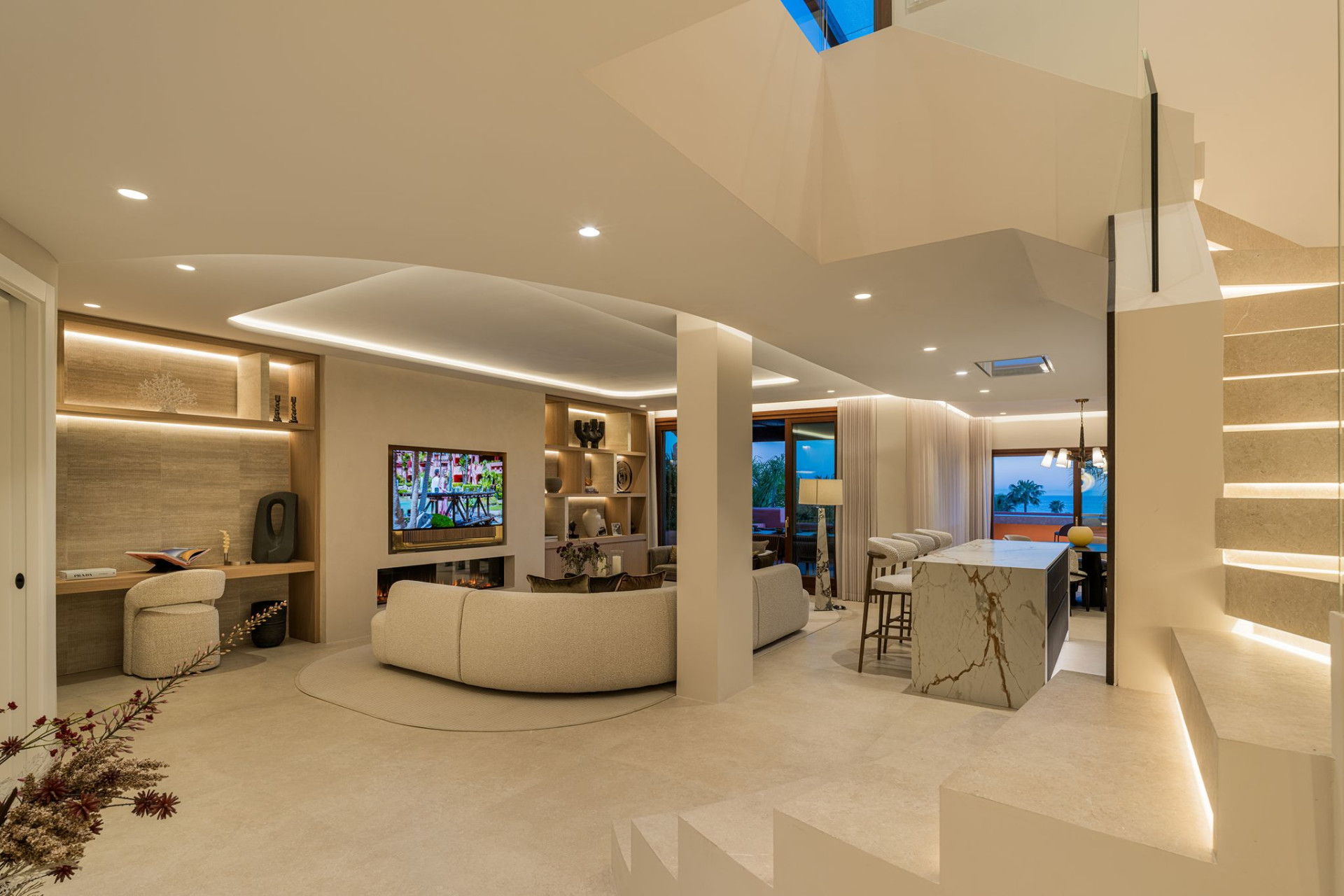 Duplex Penthouse thumbnail 3