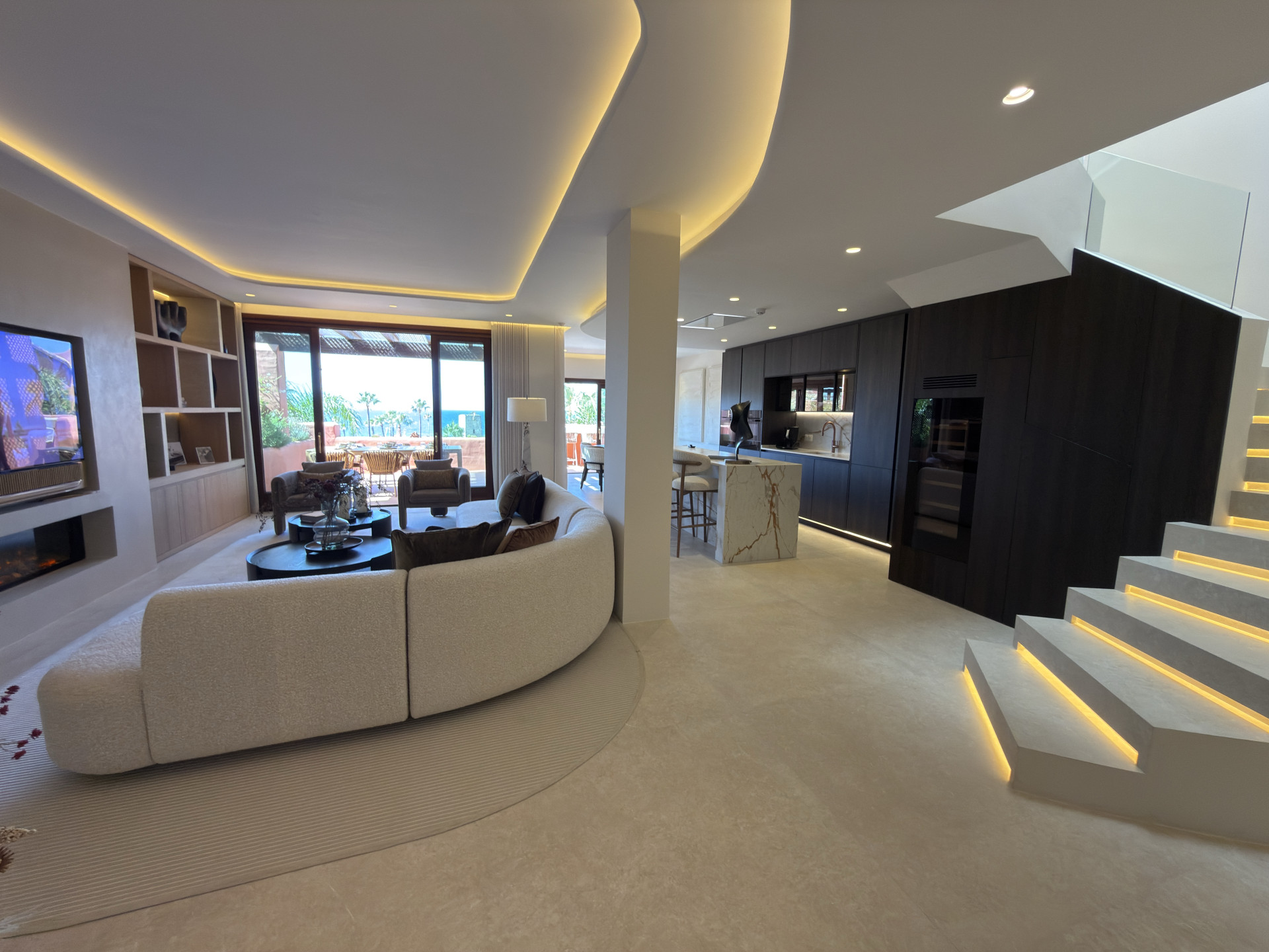 Duplex Penthouse thumbnail 4