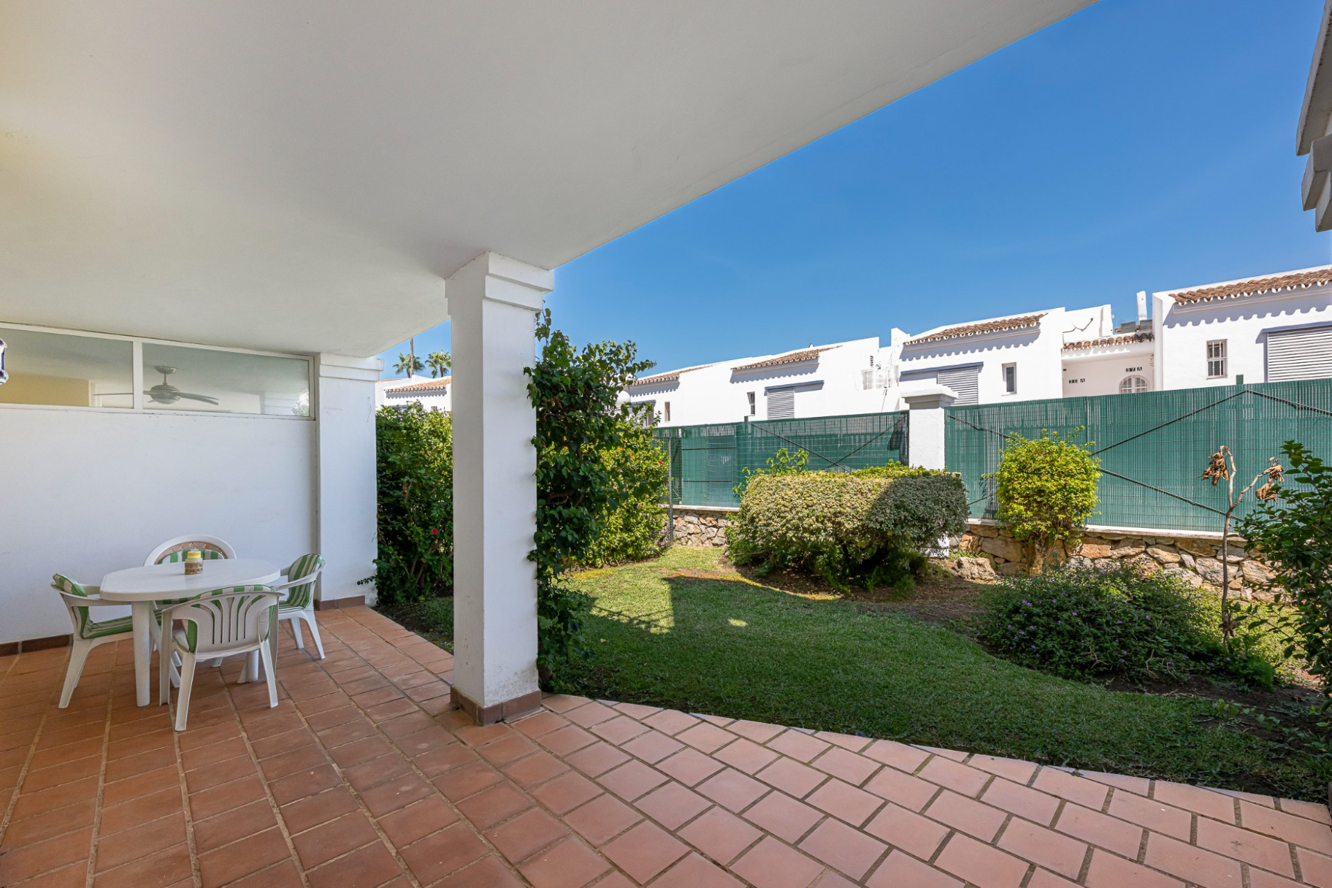 Ground Floor Apartment · Nueva Andalucia thumbnail 2