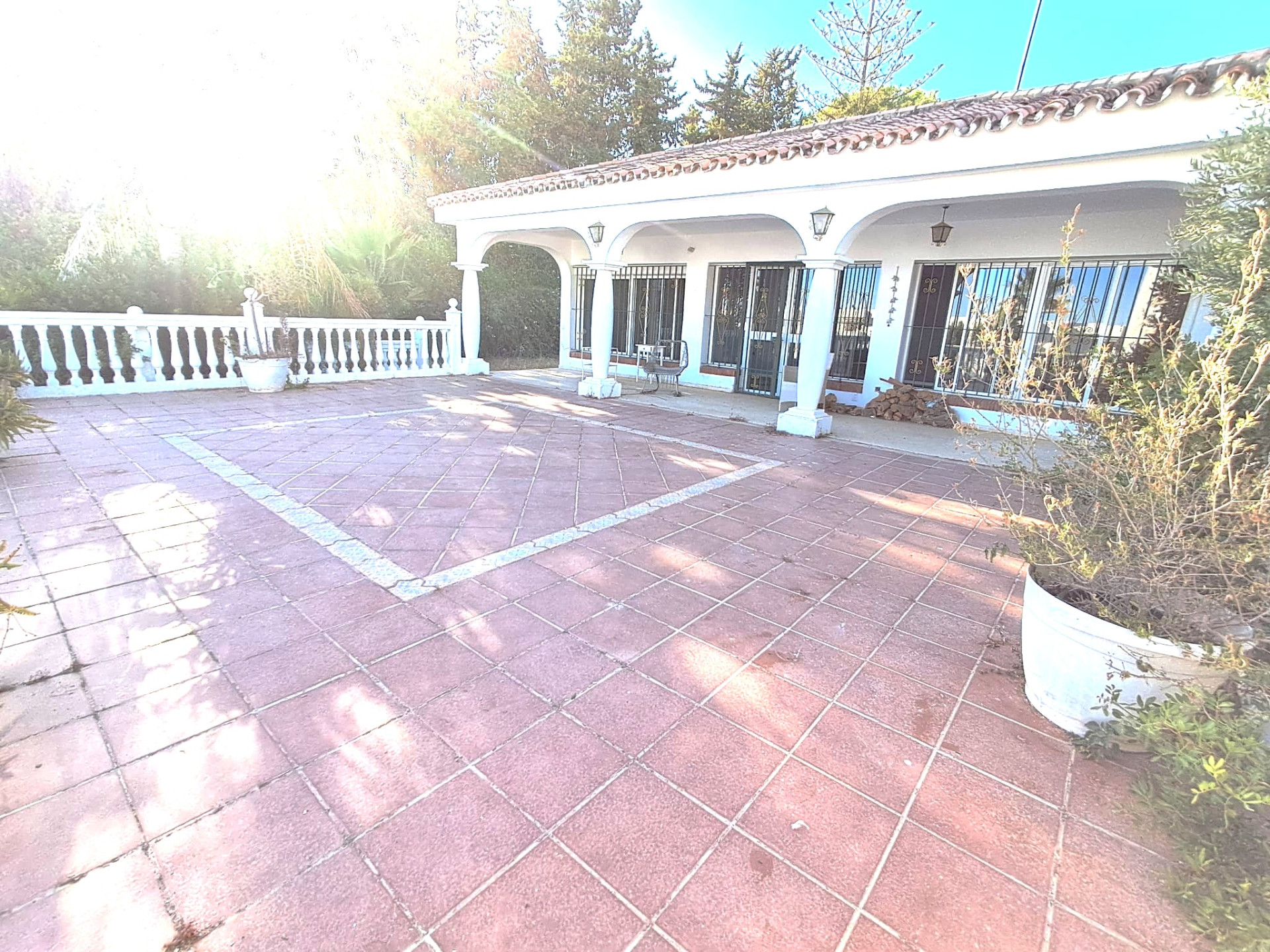 Villa · Estepona East — 1