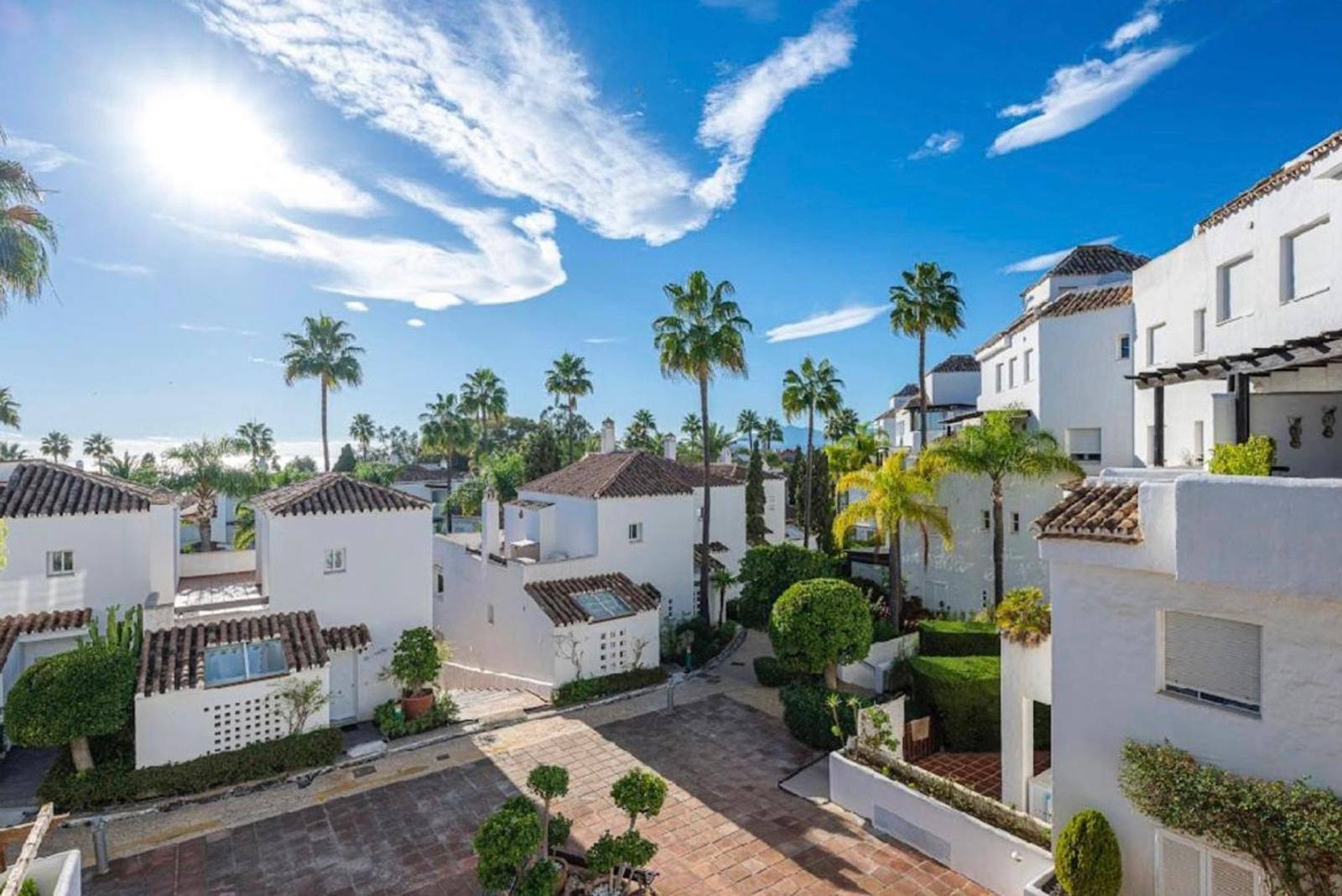 Apartment · Marbella Este thumbnail 3